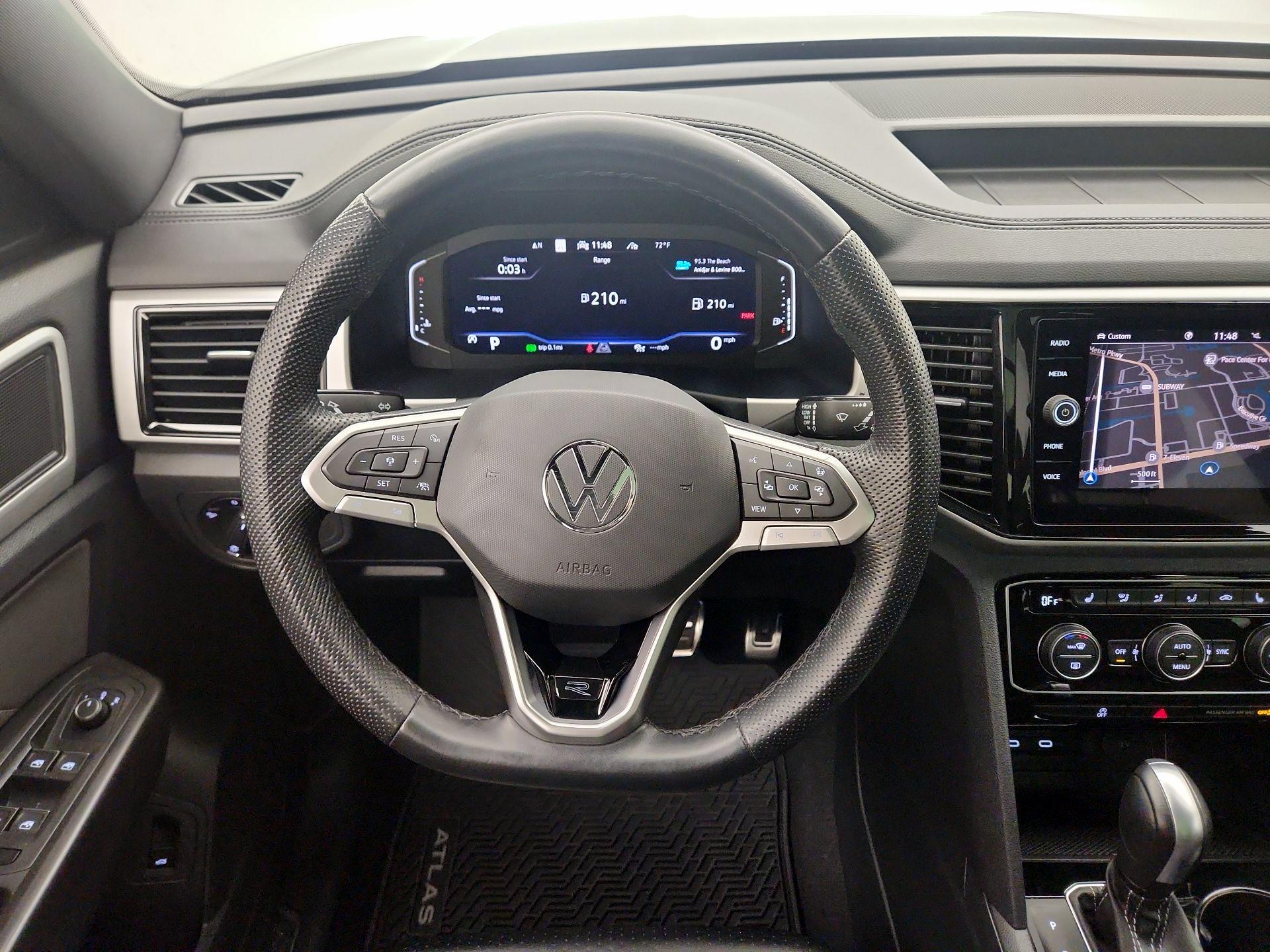 Thumbnail: 2022 Volkswagen Atlas - 10