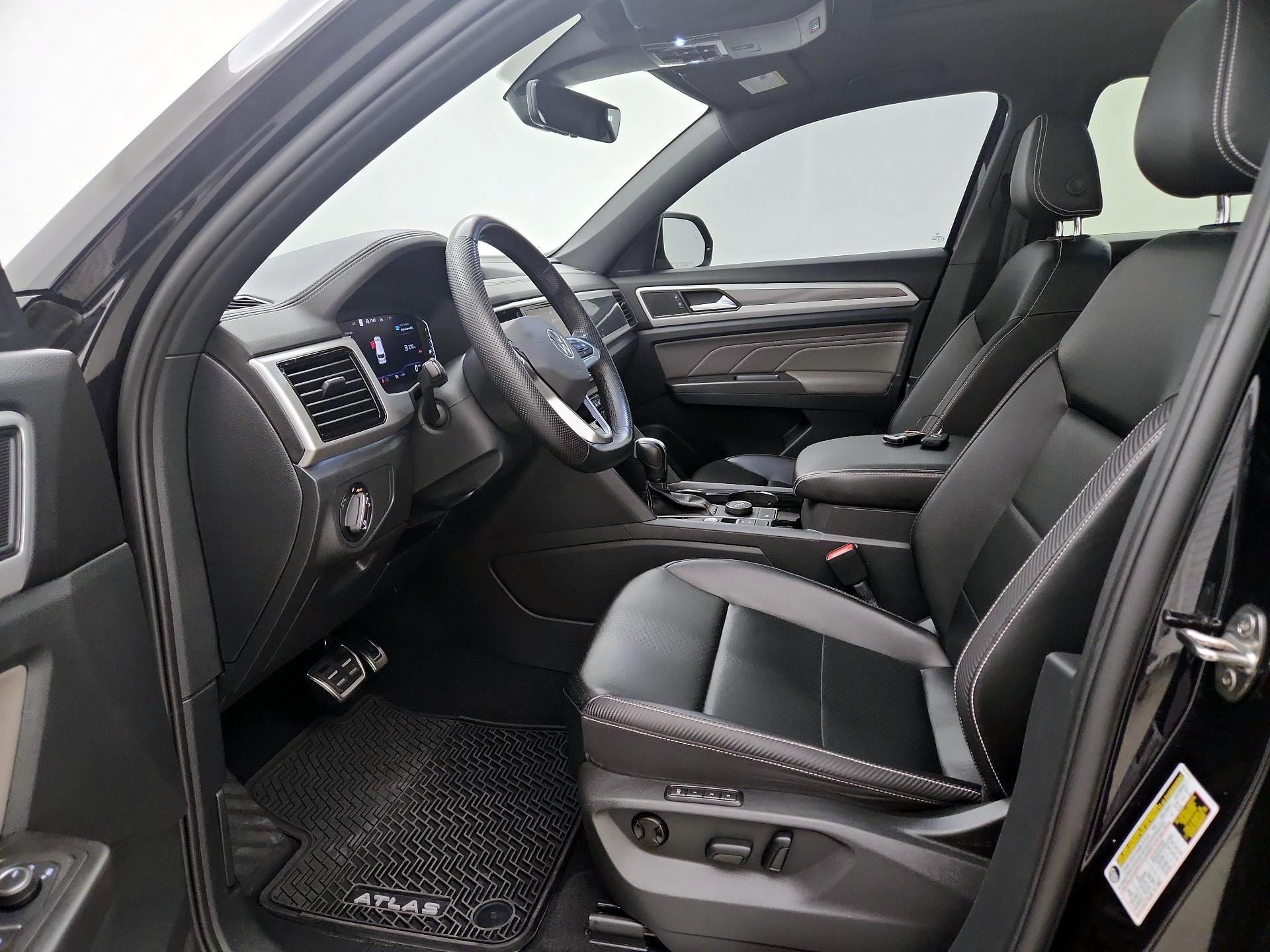 Thumbnail: 2022 Volkswagen Atlas - 11