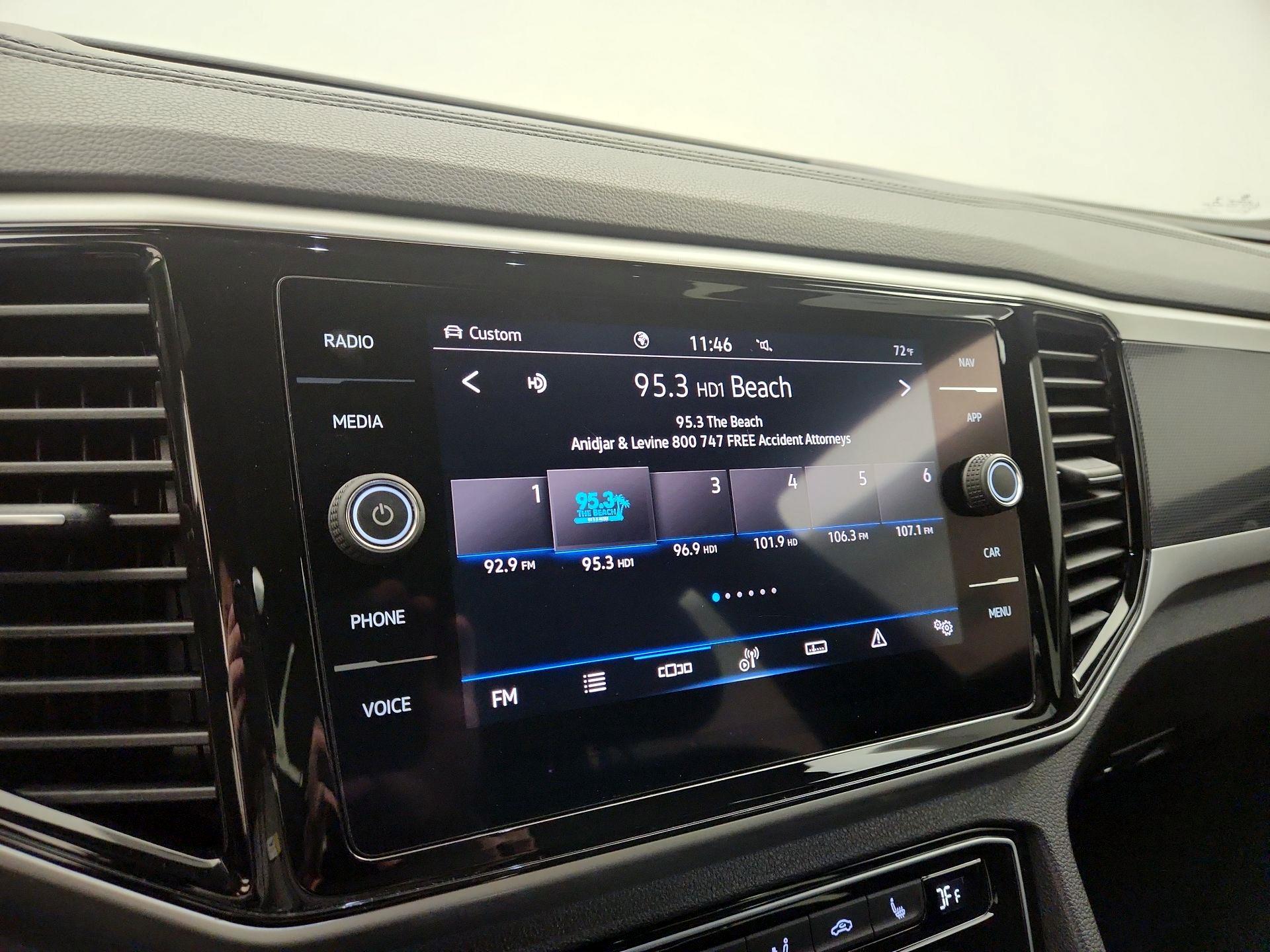 Thumbnail: 2022 Volkswagen Atlas - 16