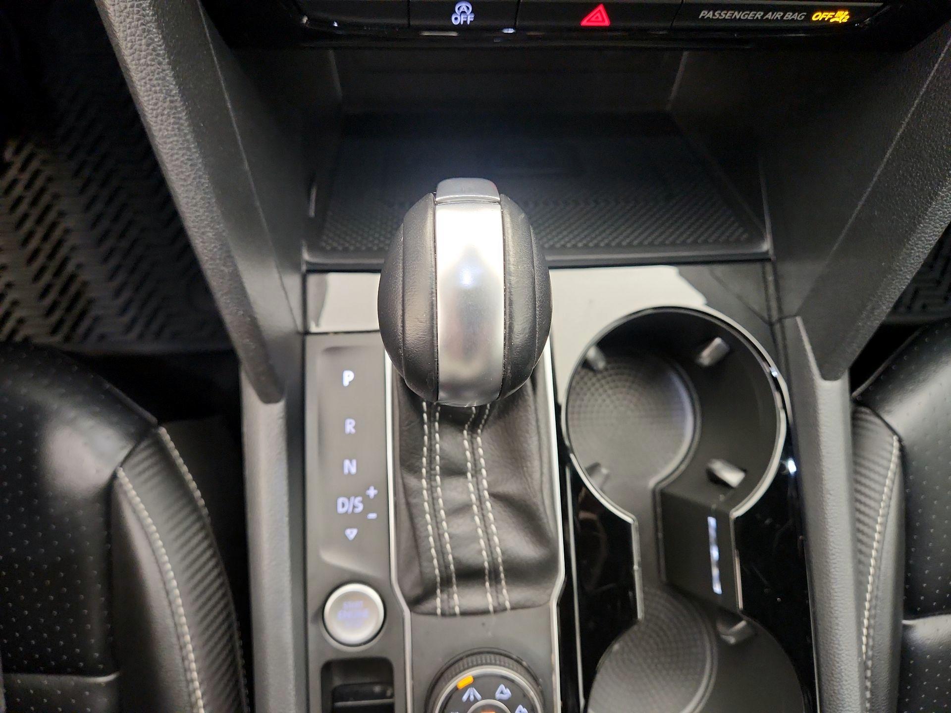 Thumbnail: 2022 Volkswagen Atlas - 18