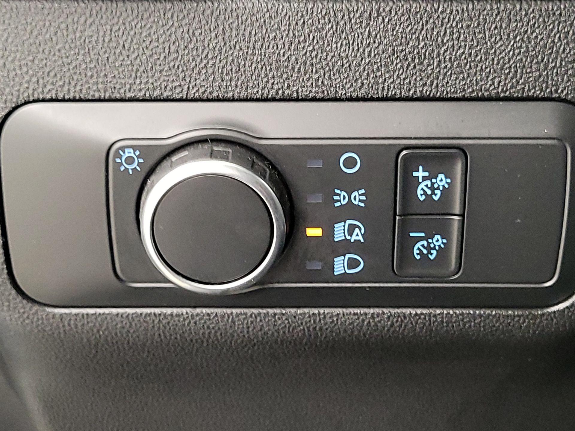 Thumbnail: 2022 Ford Bronco Sport - 13