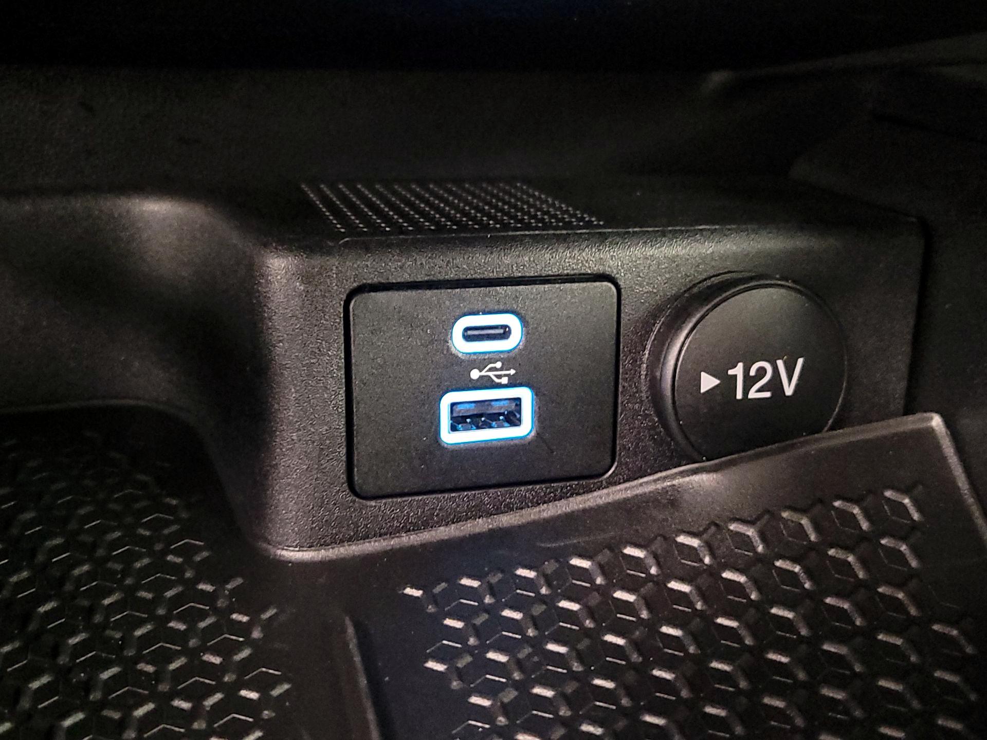 Thumbnail: 2022 Ford Bronco Sport - 18