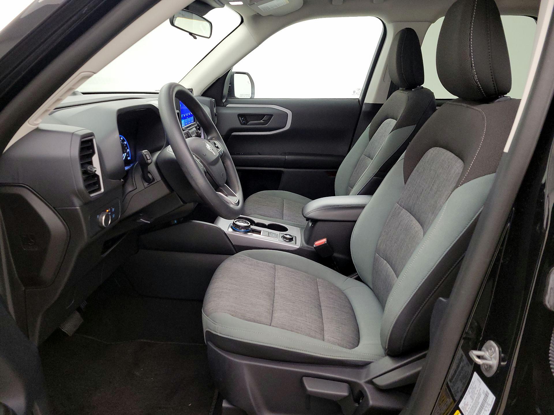 Thumbnail: 2022 Ford Bronco Sport - 11