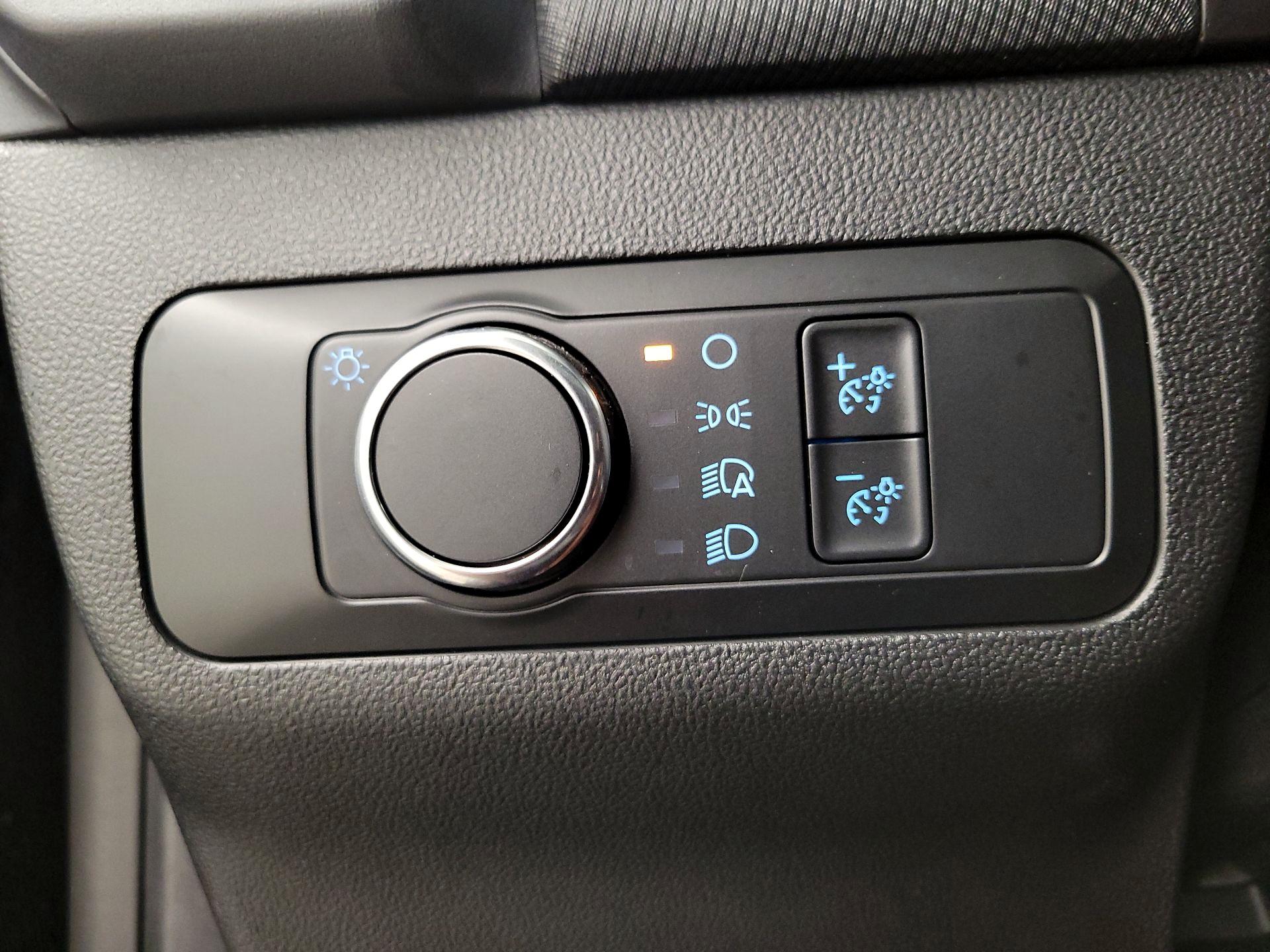 Thumbnail: 2022 Ford Bronco Sport - 13