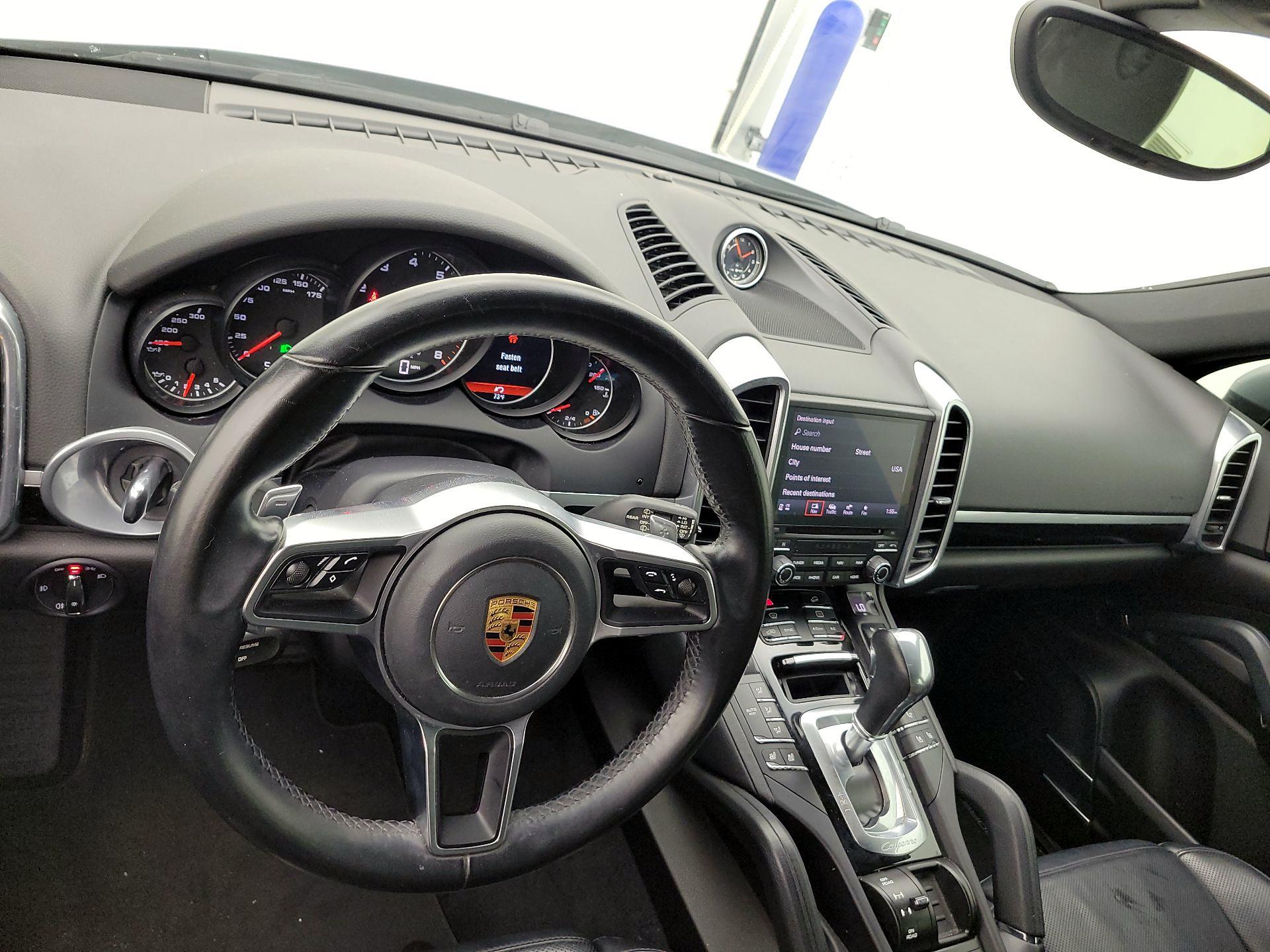 Thumbnail: 2018 Porsche Cayenne - 9