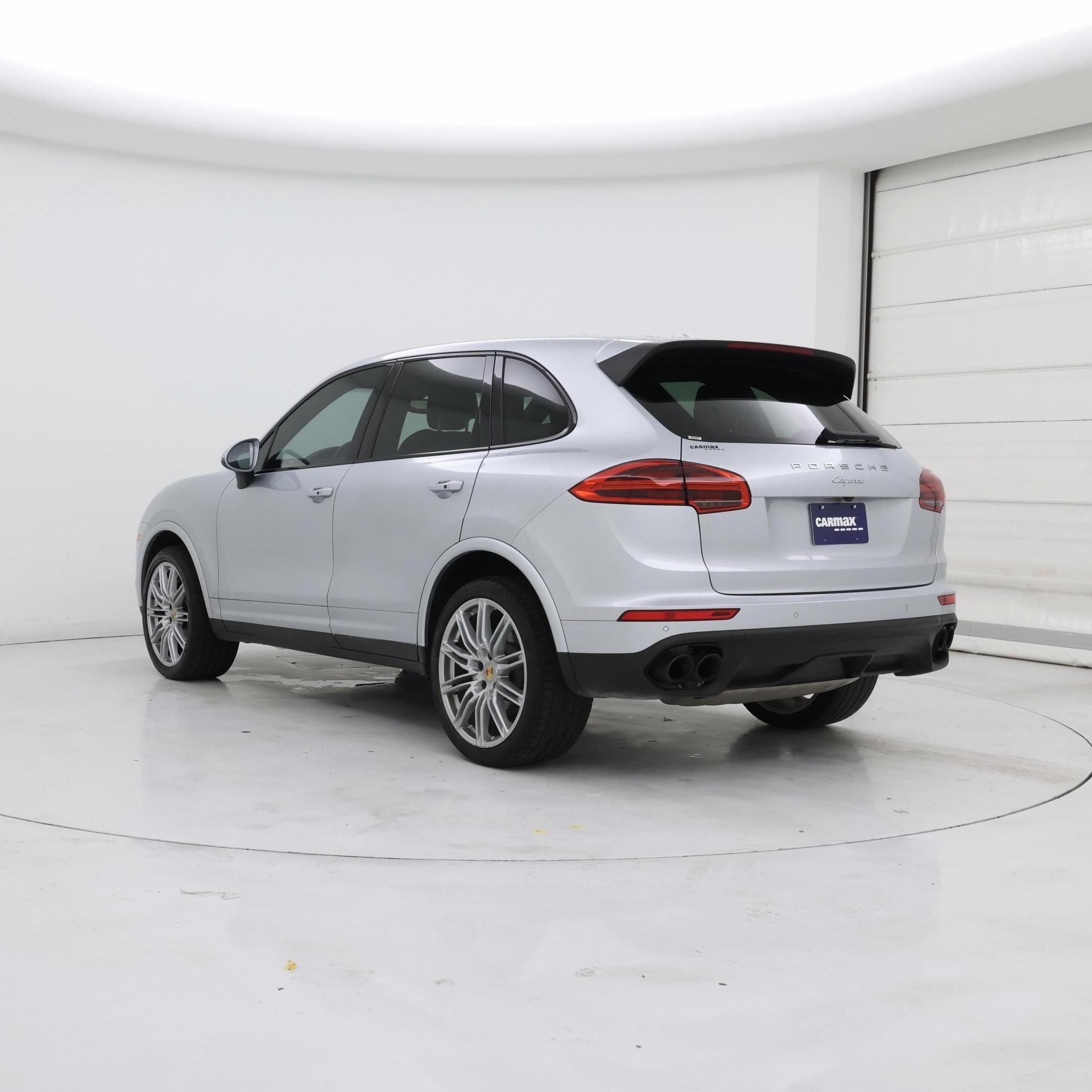 Thumbnail: 2018 Porsche Cayenne - 2