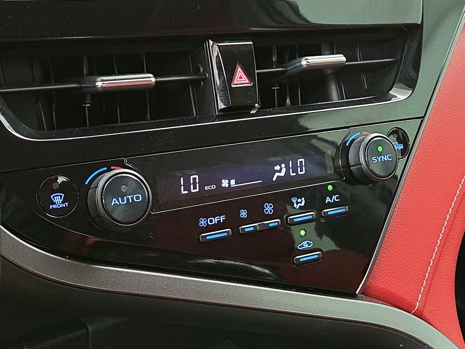 2024 Toyota Camry XSE - Photo 17