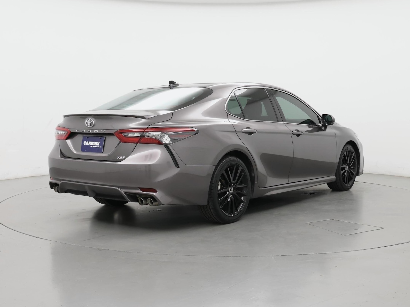 2024 Toyota Camry XSE - Photo 9