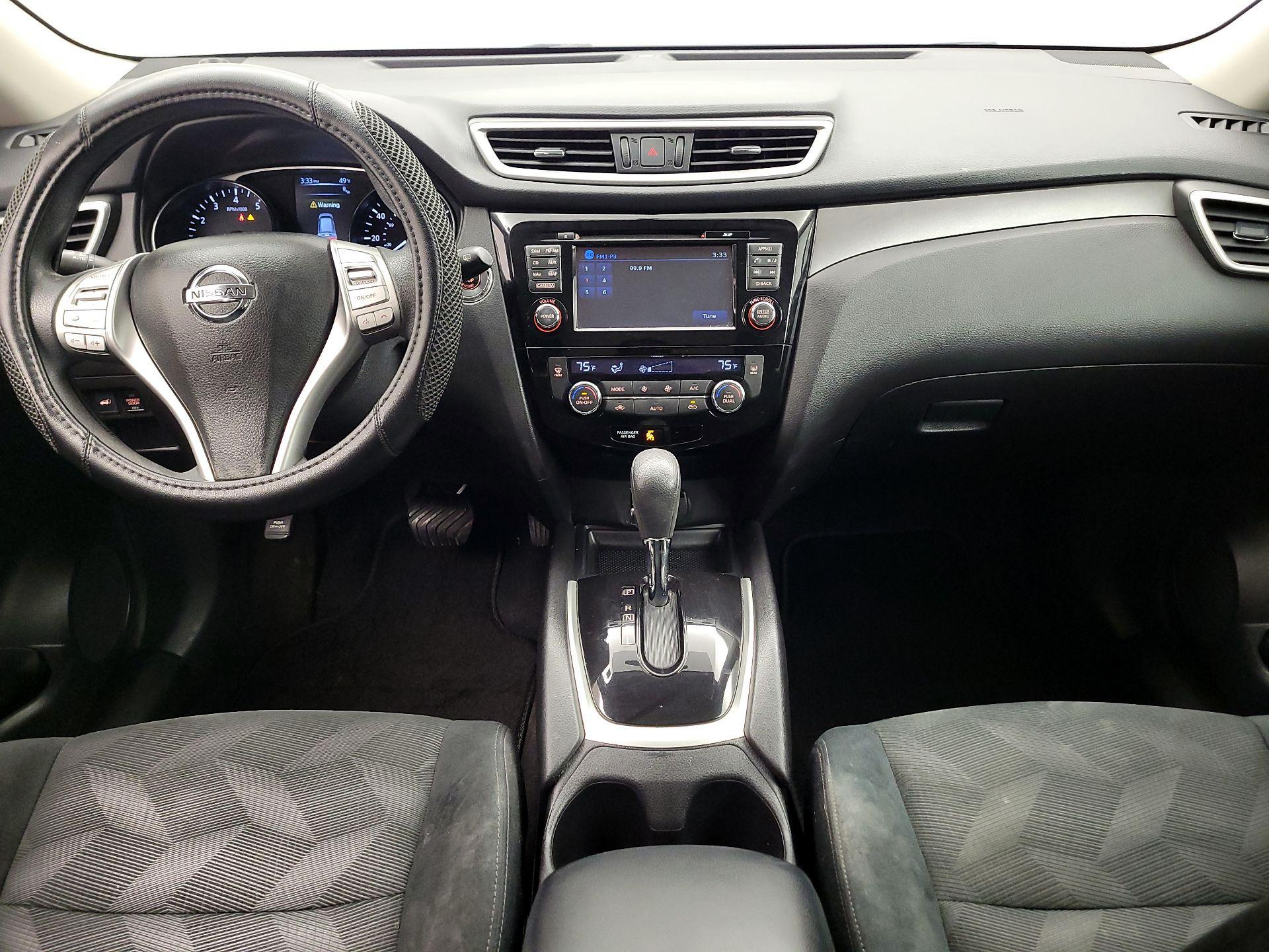 Thumbnail: 2016 Nissan Rogue - 9