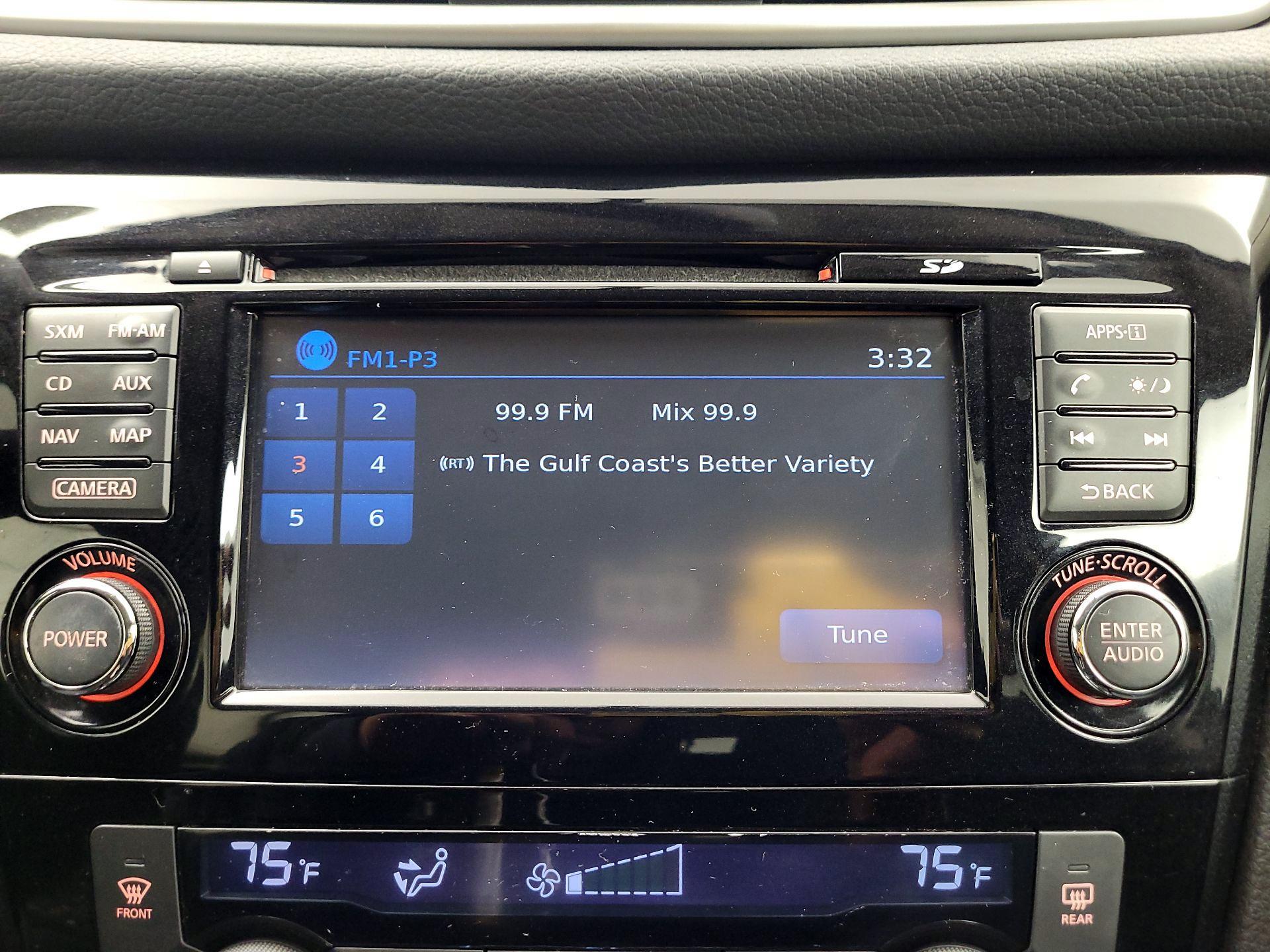 Thumbnail: 2016 Nissan Rogue - 13