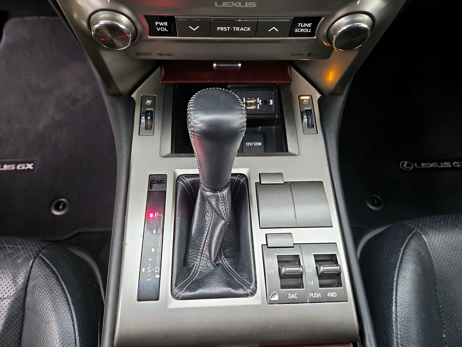 Thumbnail: 2015 Lexus GX - 18