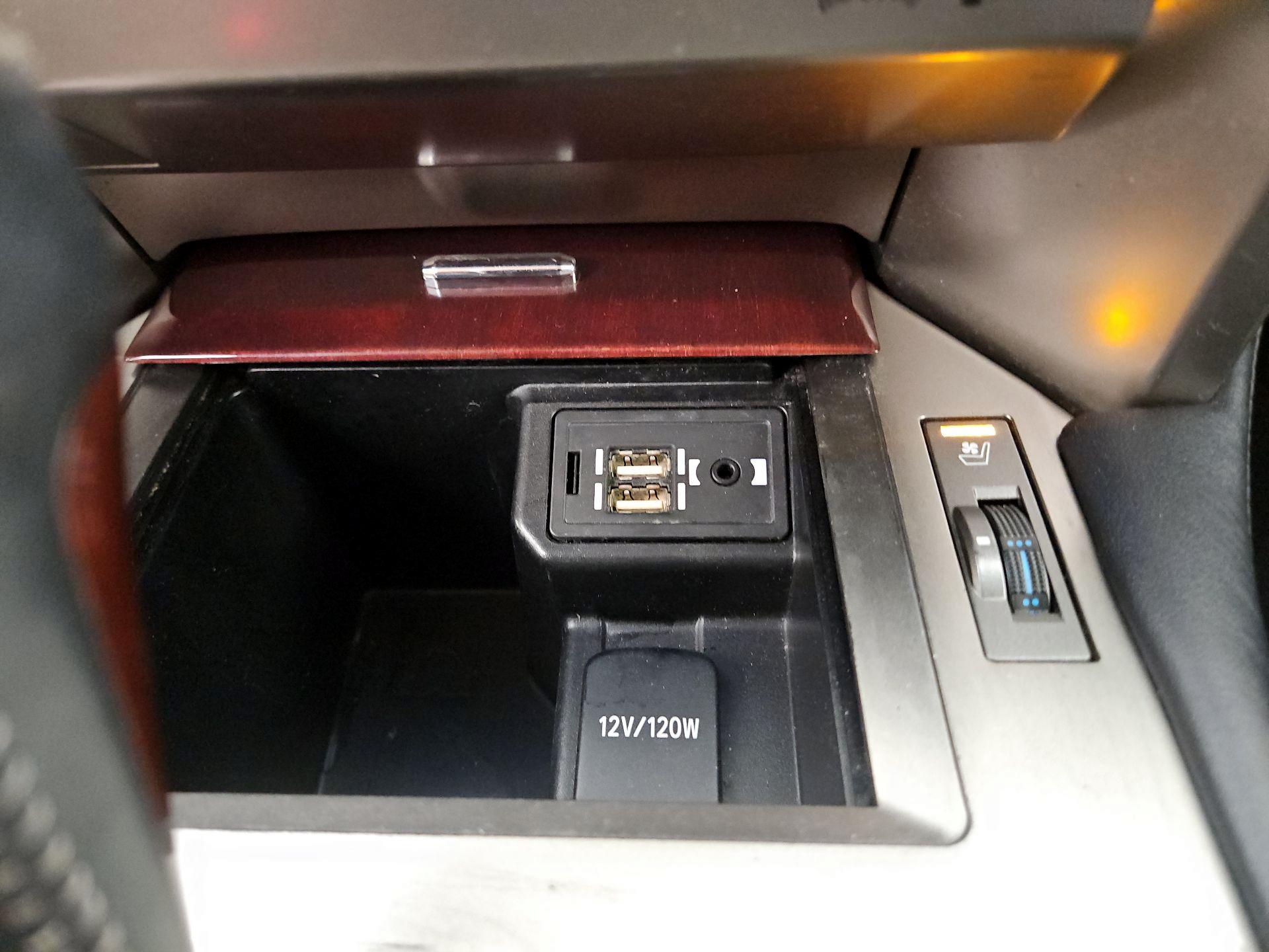 Thumbnail: 2015 Lexus GX - 19