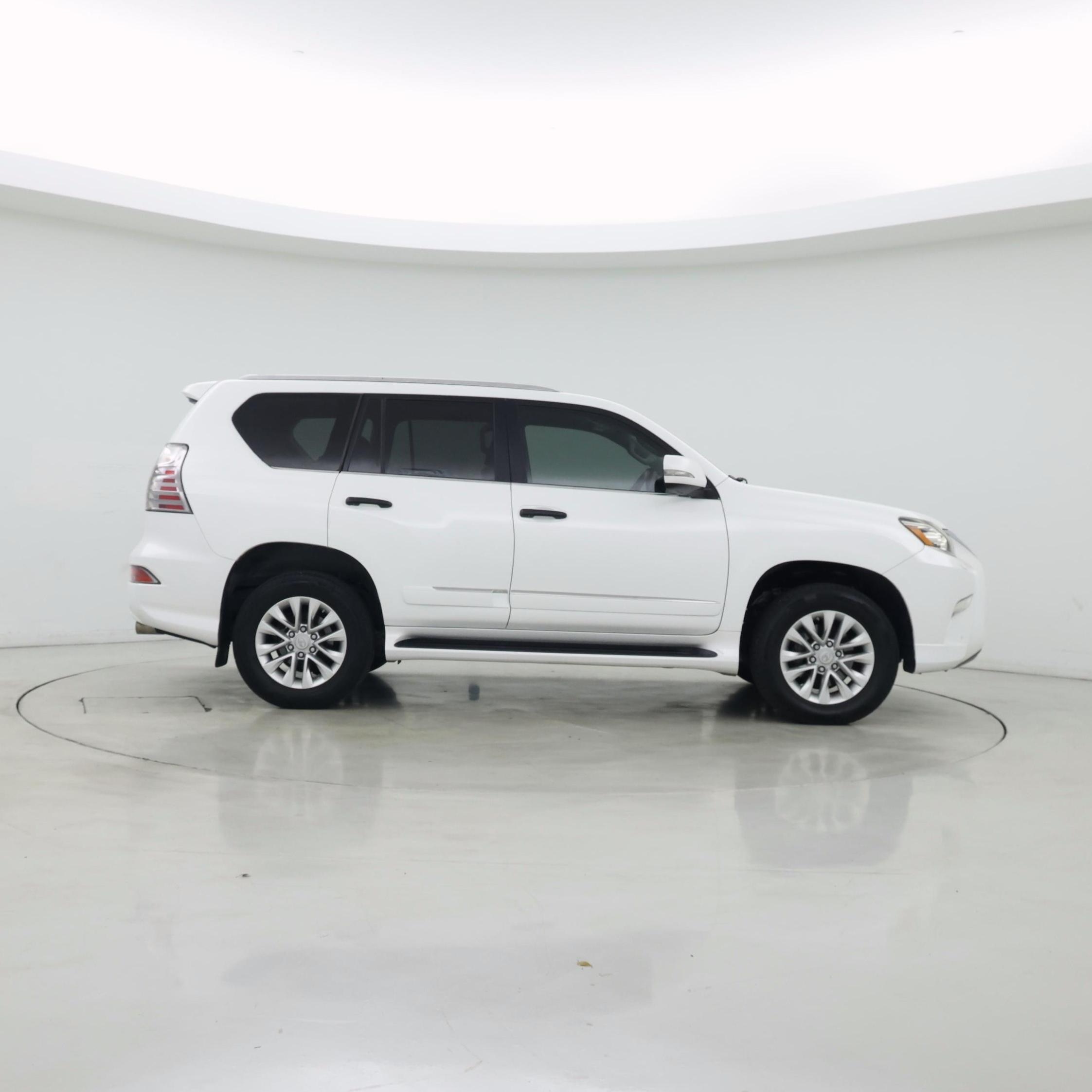 Thumbnail: 2015 Lexus GX - 7