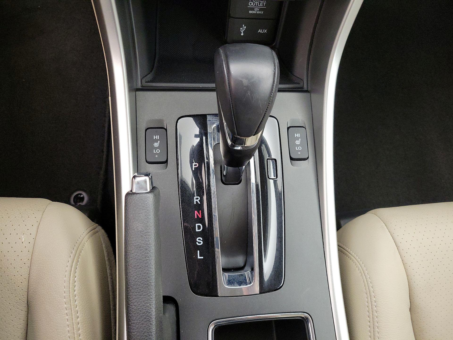 Thumbnail: 2014 Honda Accord - 17