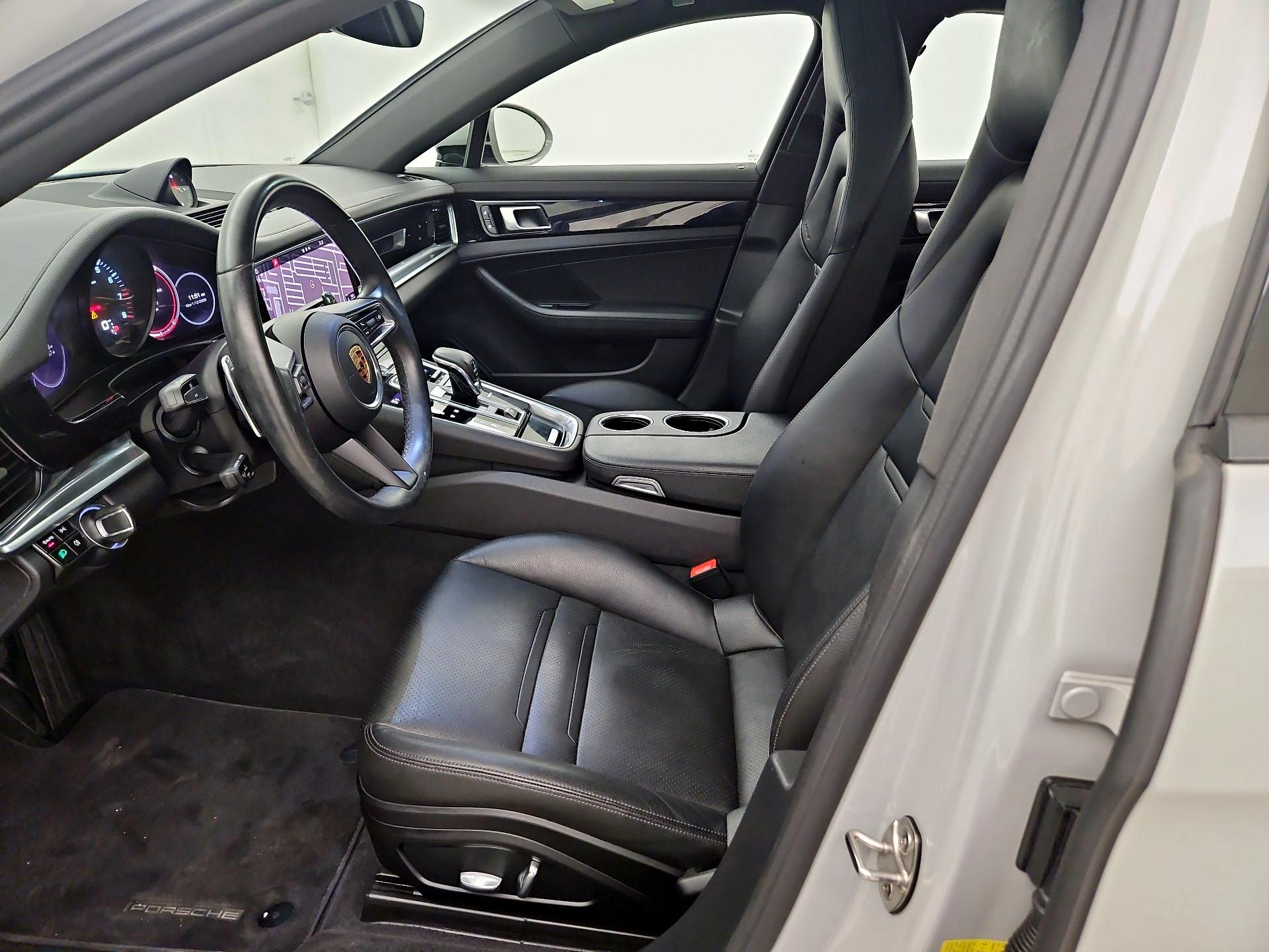 Thumbnail: 2021 Porsche Panamera - 11