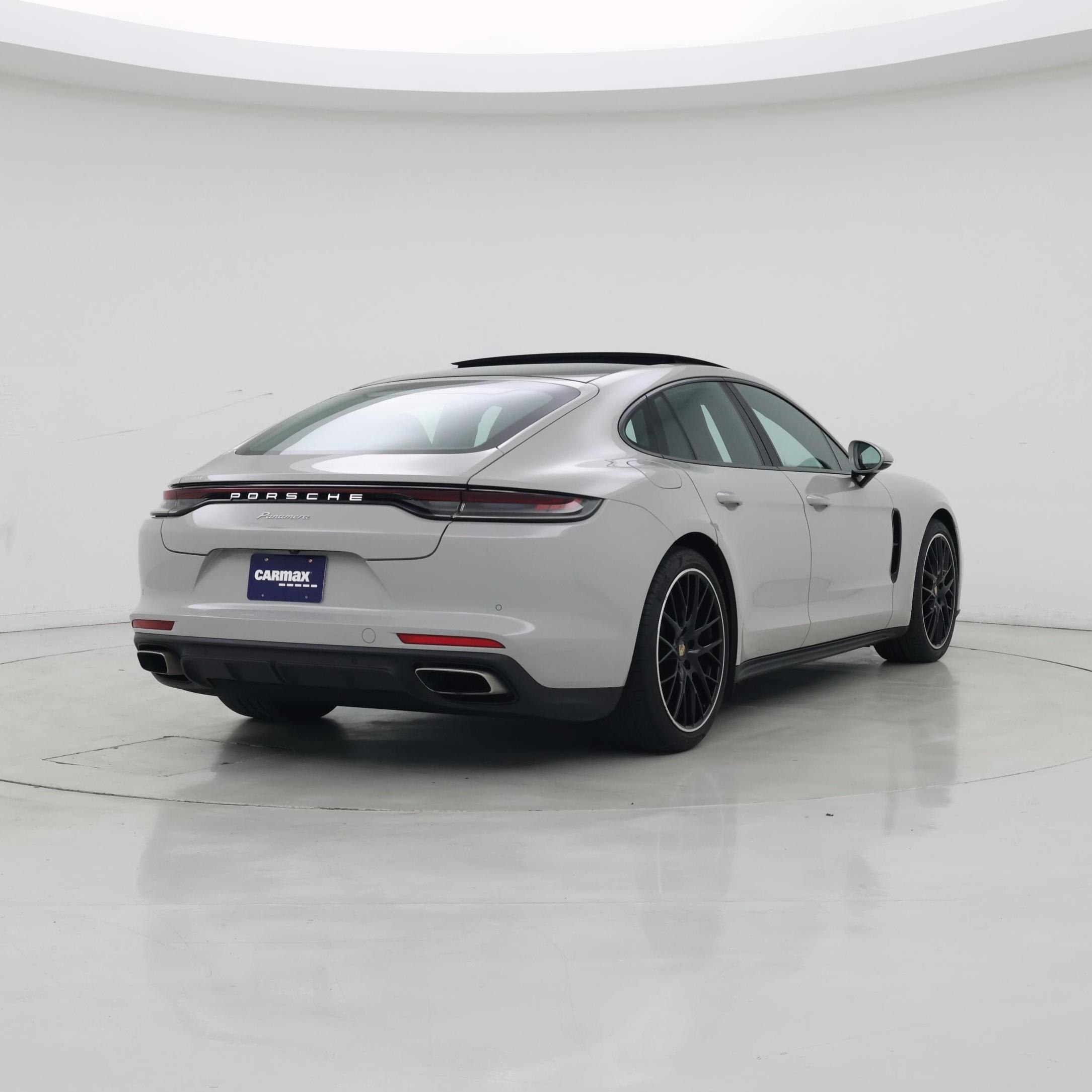 Thumbnail: 2021 Porsche Panamera - 8
