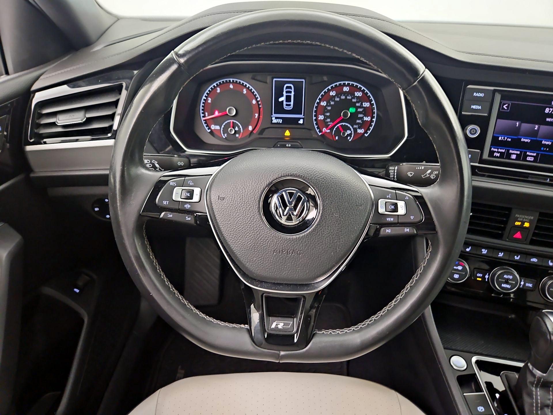 Thumbnail: 2019 Volkswagen Jetta - 10