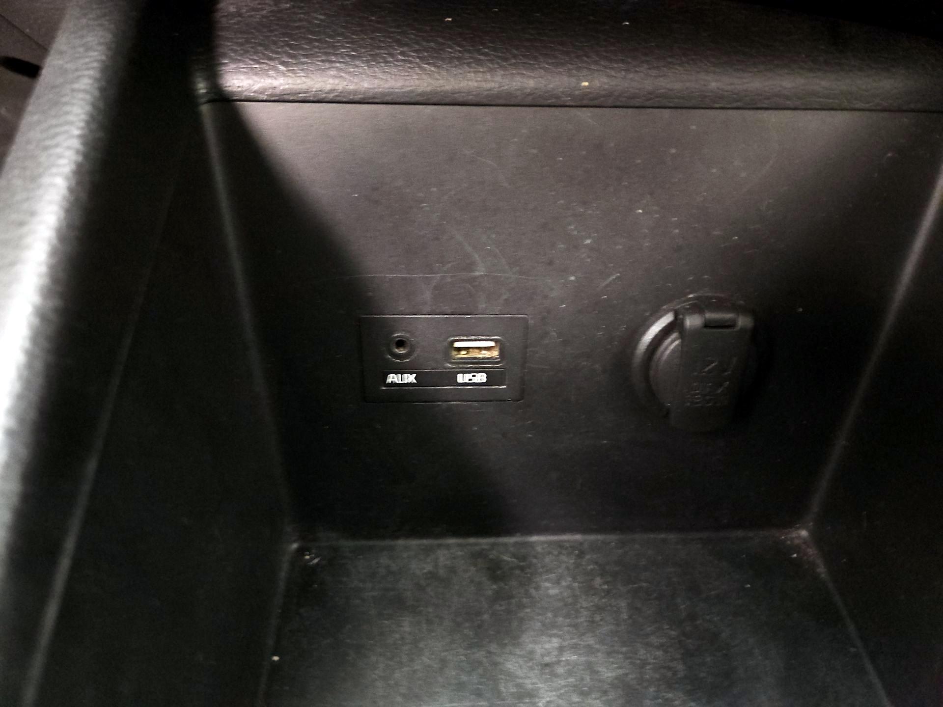 Thumbnail: 2017 Kia Forte - 17