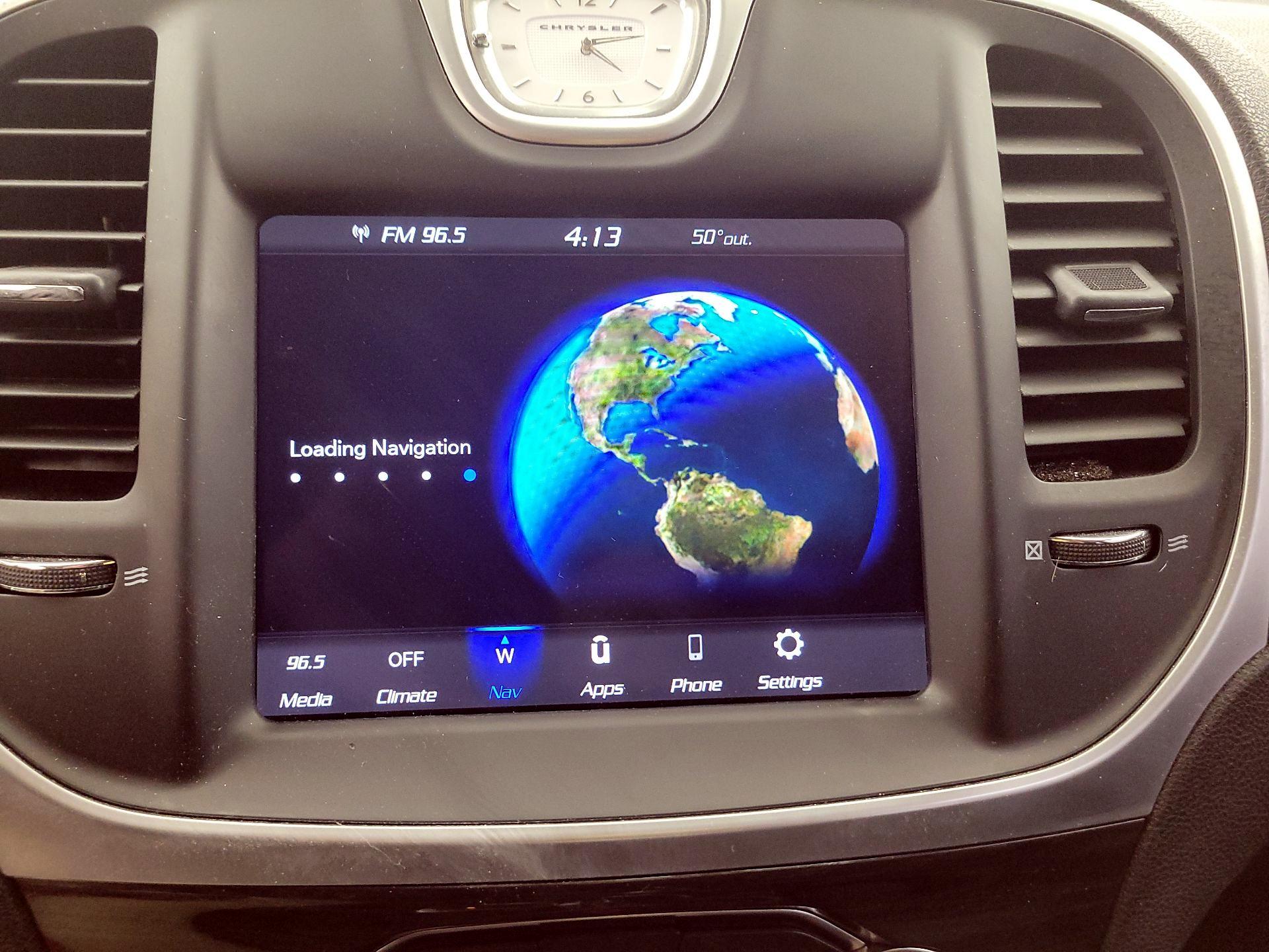 Thumbnail: 2020 Chrysler 300 - 14