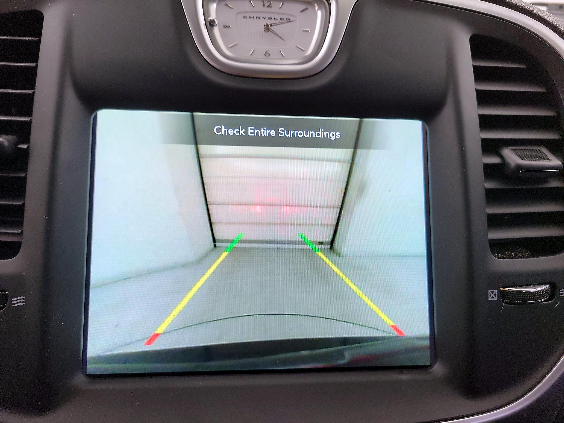 Thumbnail: 2020 Chrysler 300 - 15