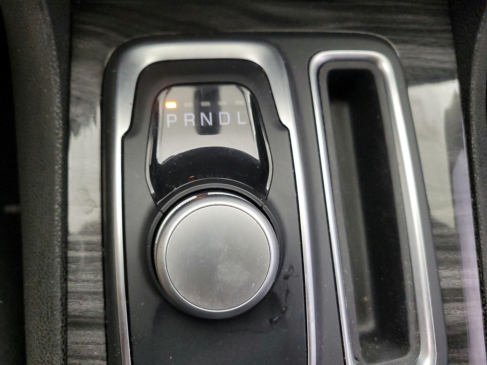 Thumbnail: 2020 Chrysler 300 - 18