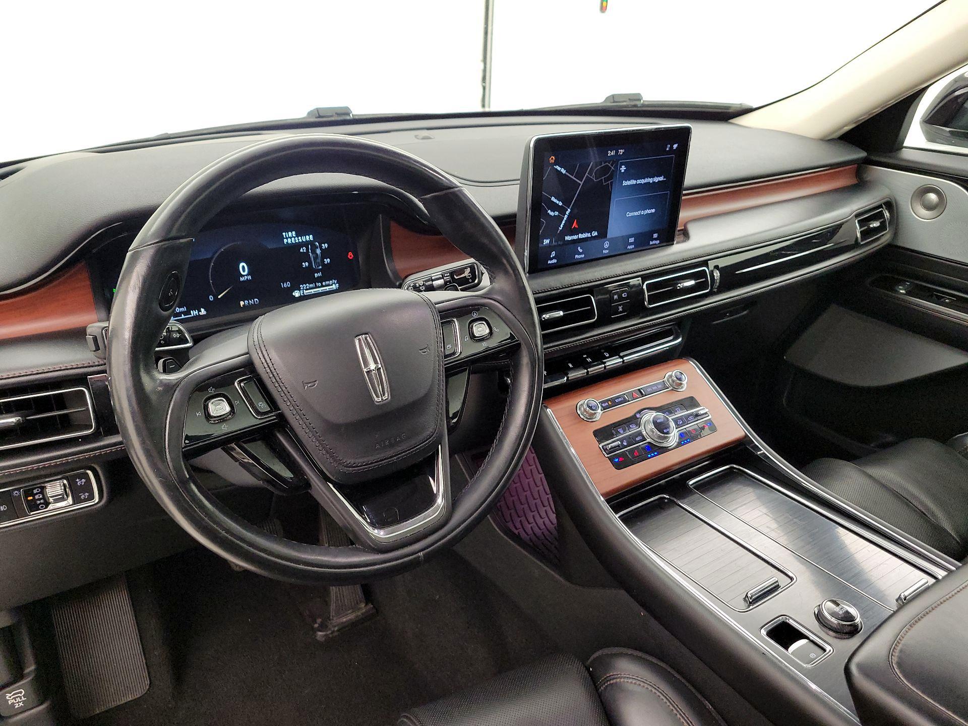 Thumbnail: 2020 Lincoln Aviator - 9