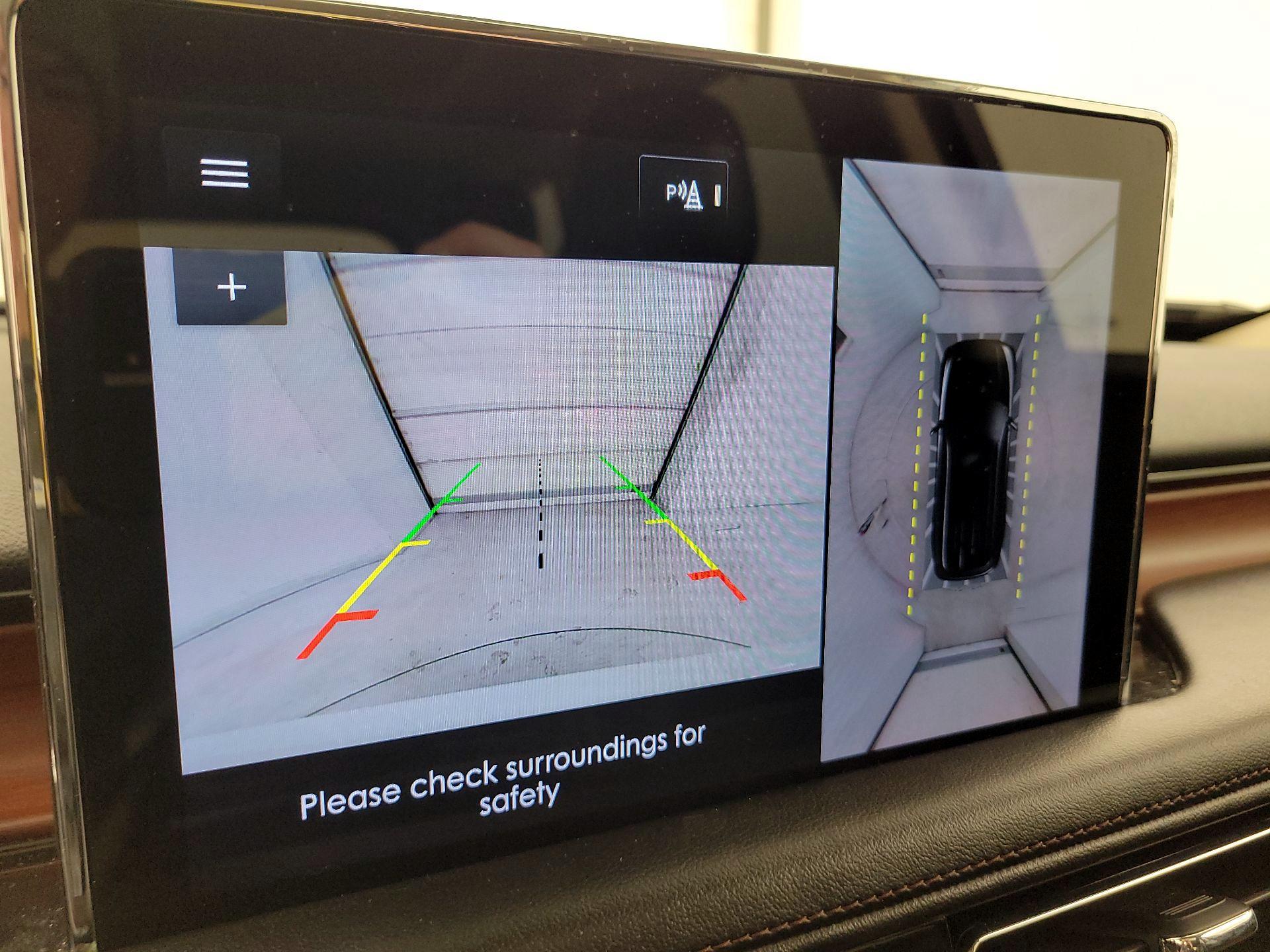Thumbnail: 2020 Lincoln Aviator - 15