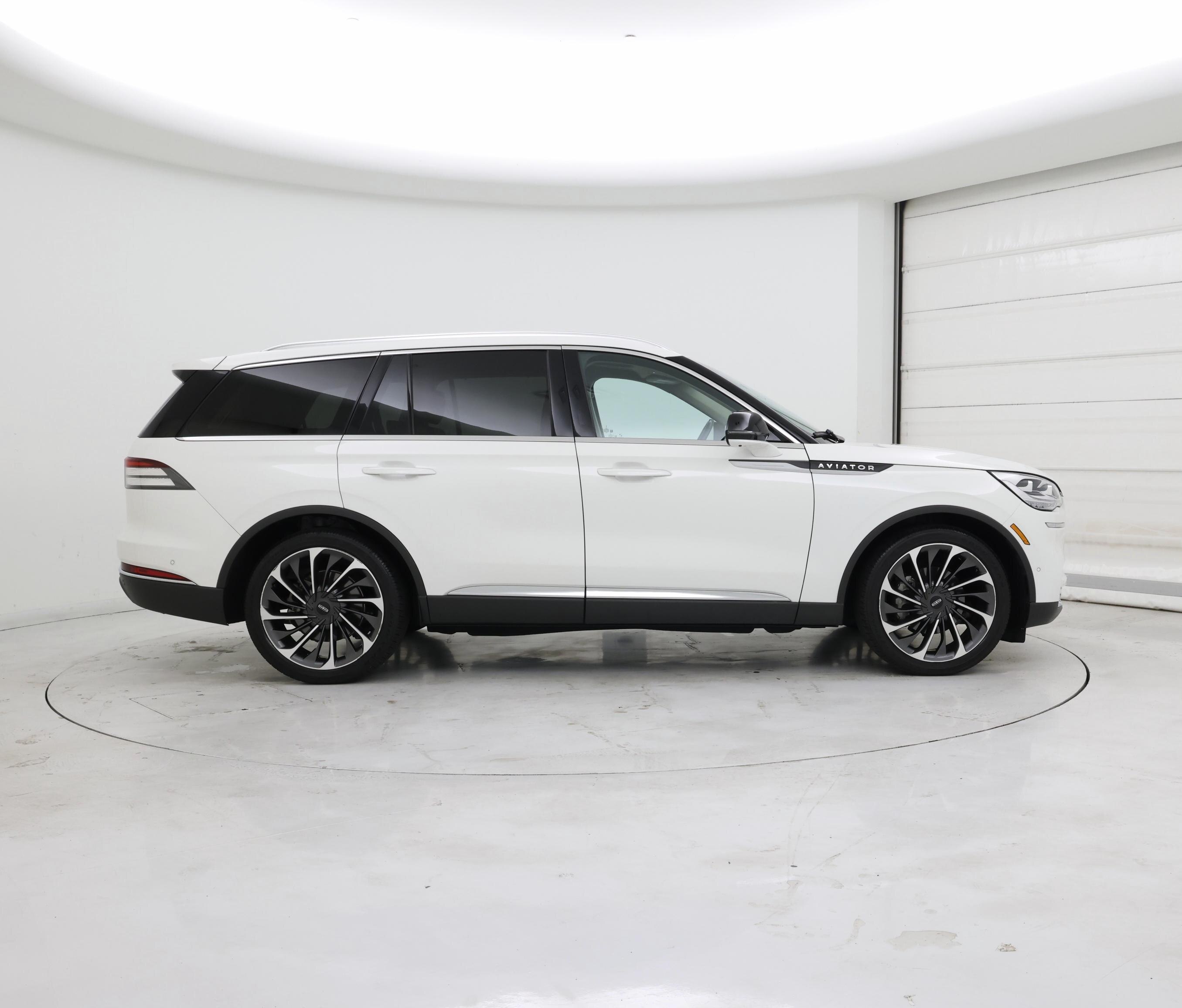 Thumbnail: 2020 Lincoln Aviator - 7