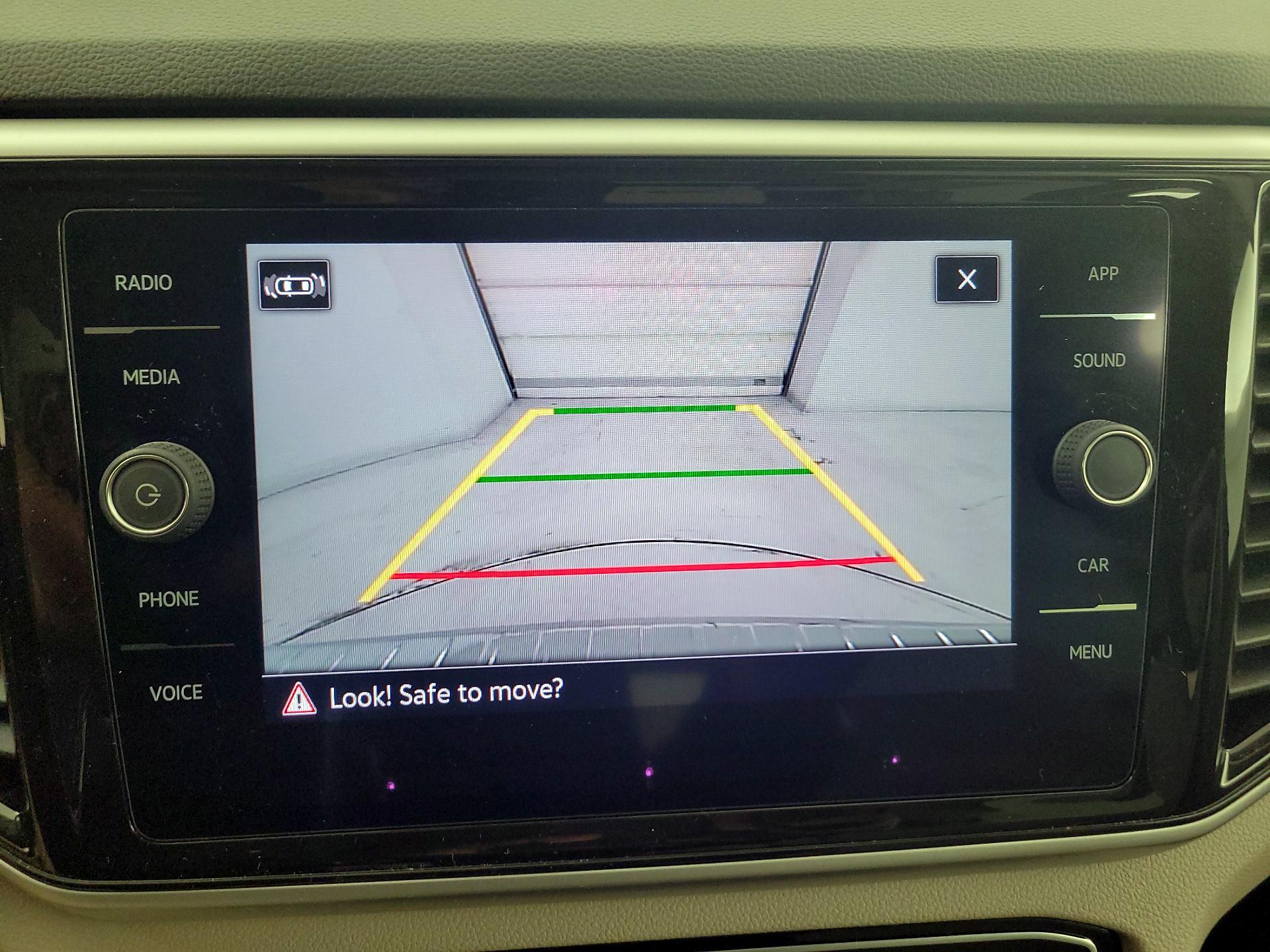 Thumbnail: 2022 Volkswagen Atlas - 14