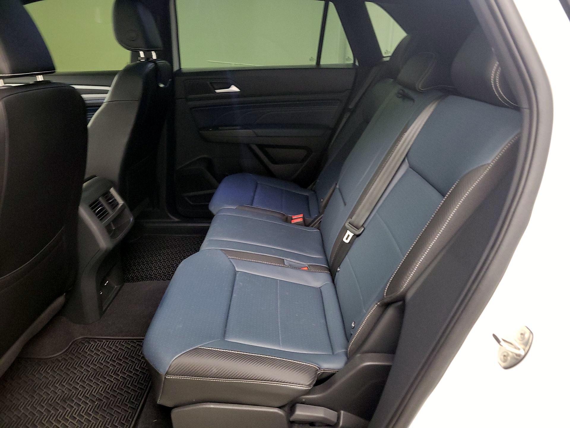 Thumbnail: 2022 Volkswagen Atlas - 20