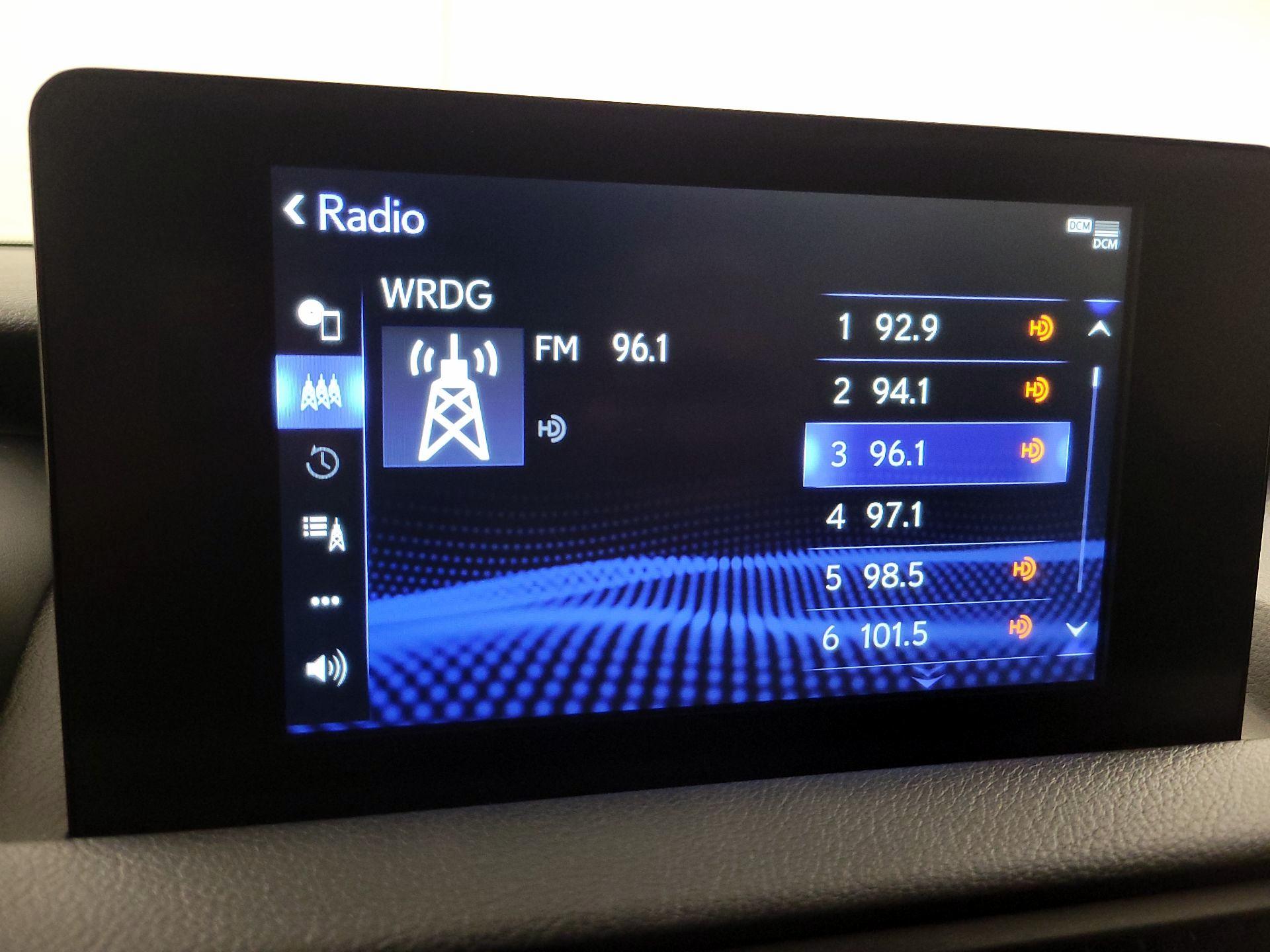 Thumbnail: 2023 Lexus IS - 15