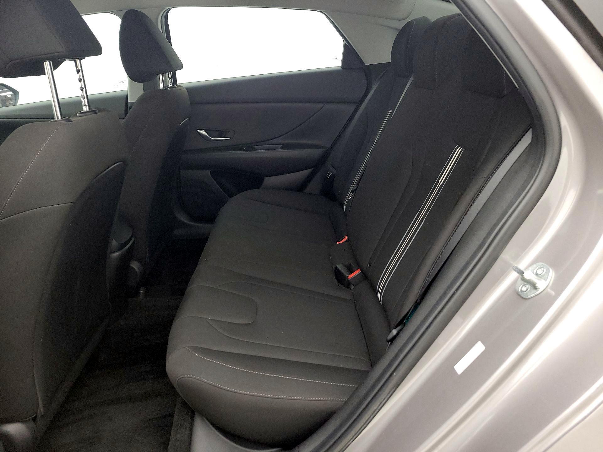 Thumbnail: 2023 Hyundai Elantra - 19