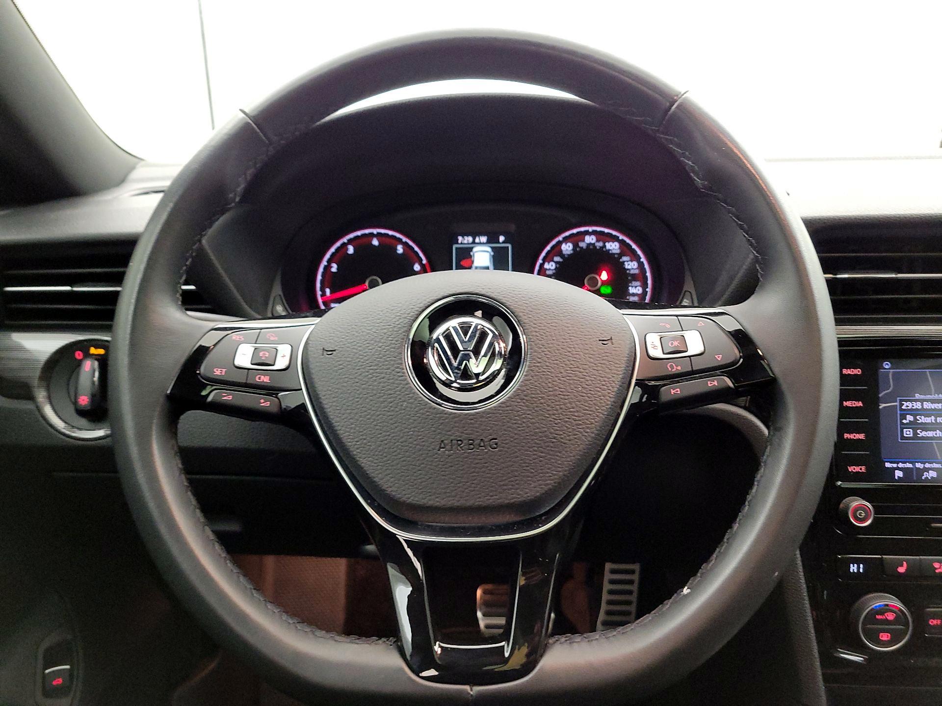 Thumbnail: 2022 Volkswagen Passat - 10