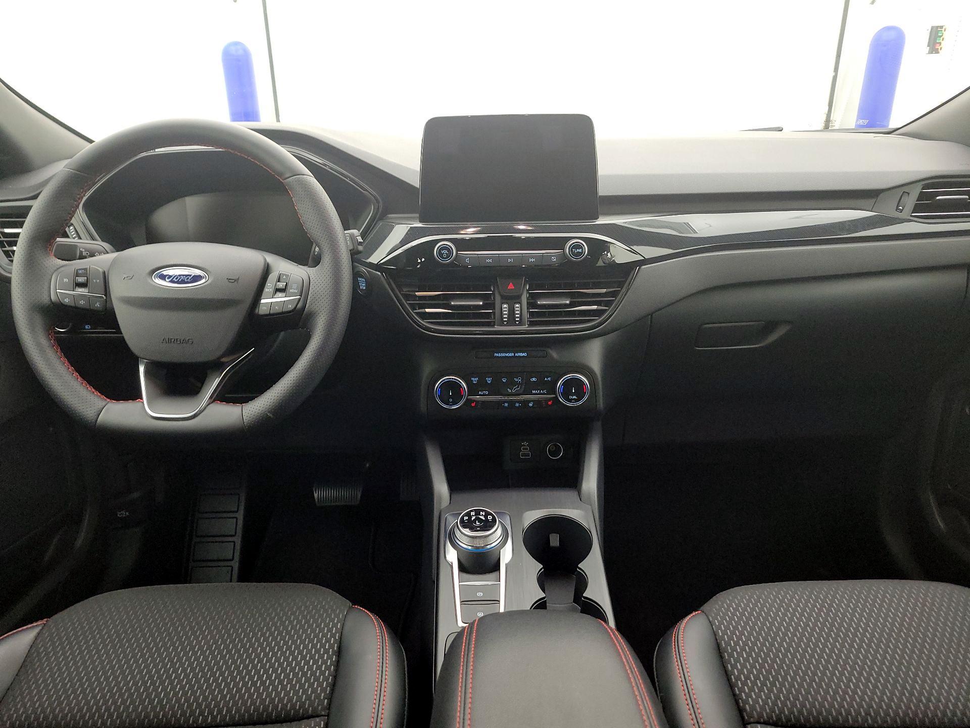 Thumbnail: 2025 Ford Escape - 9