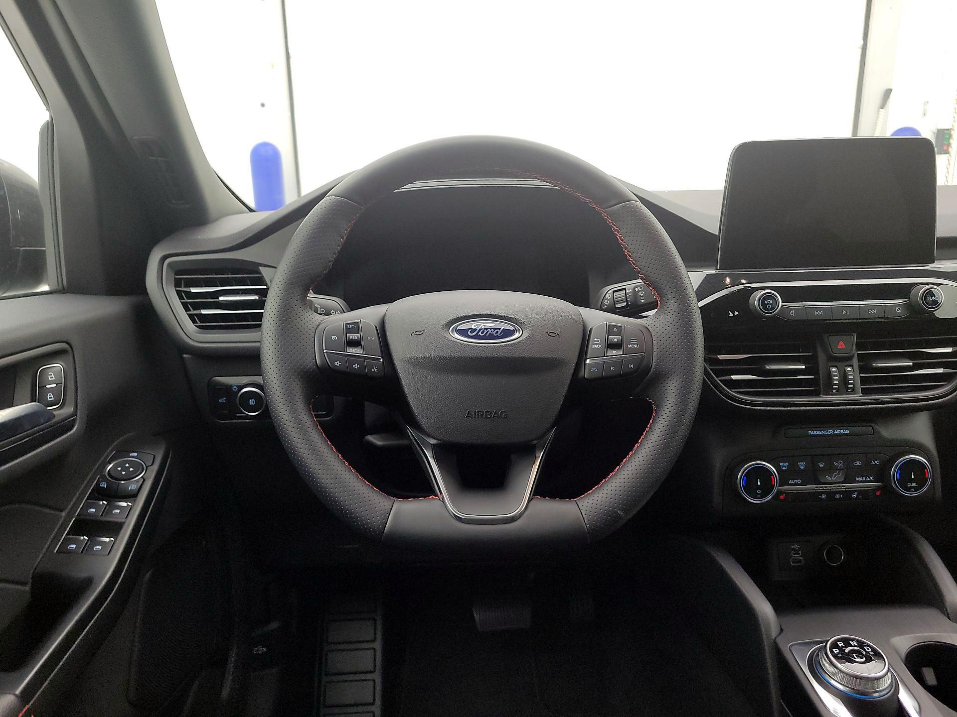 Thumbnail: 2025 Ford Escape - 10