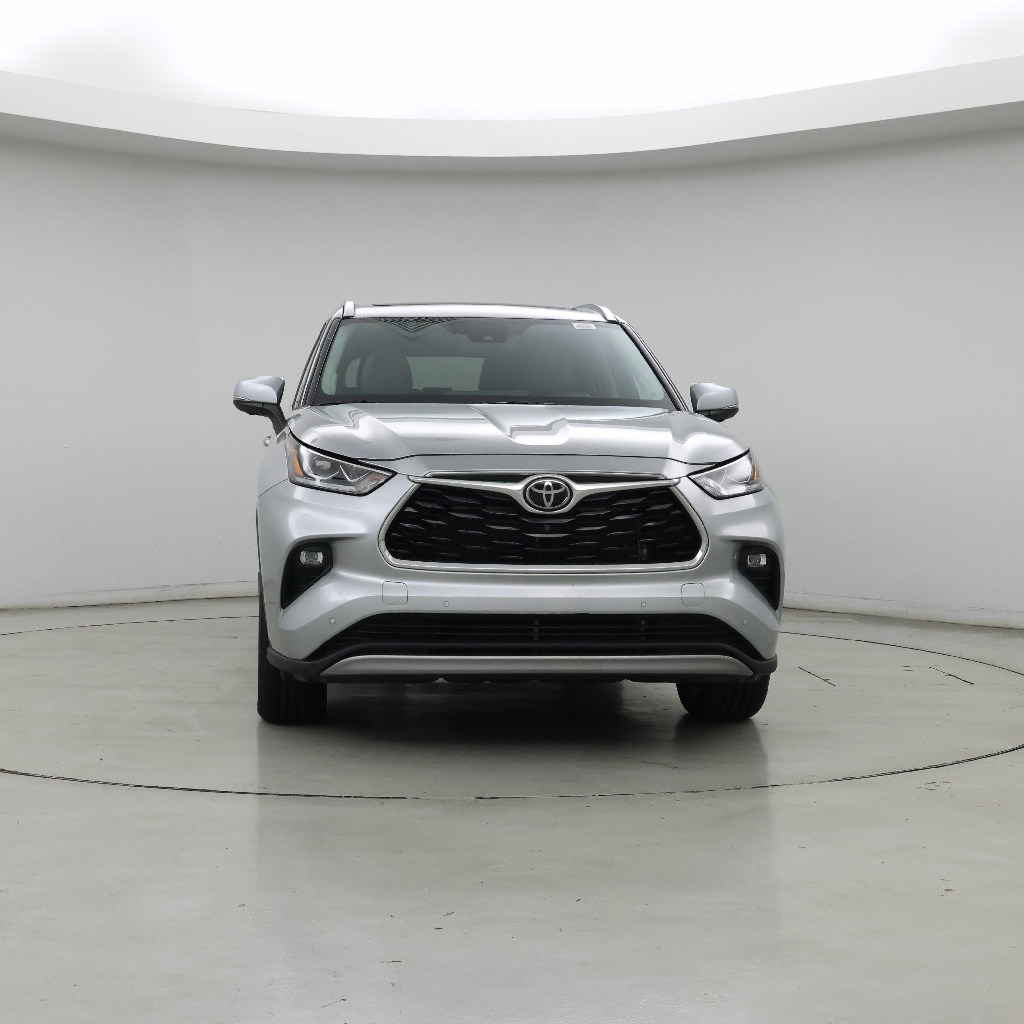 Thumbnail: 2023 Toyota Highlander - 5