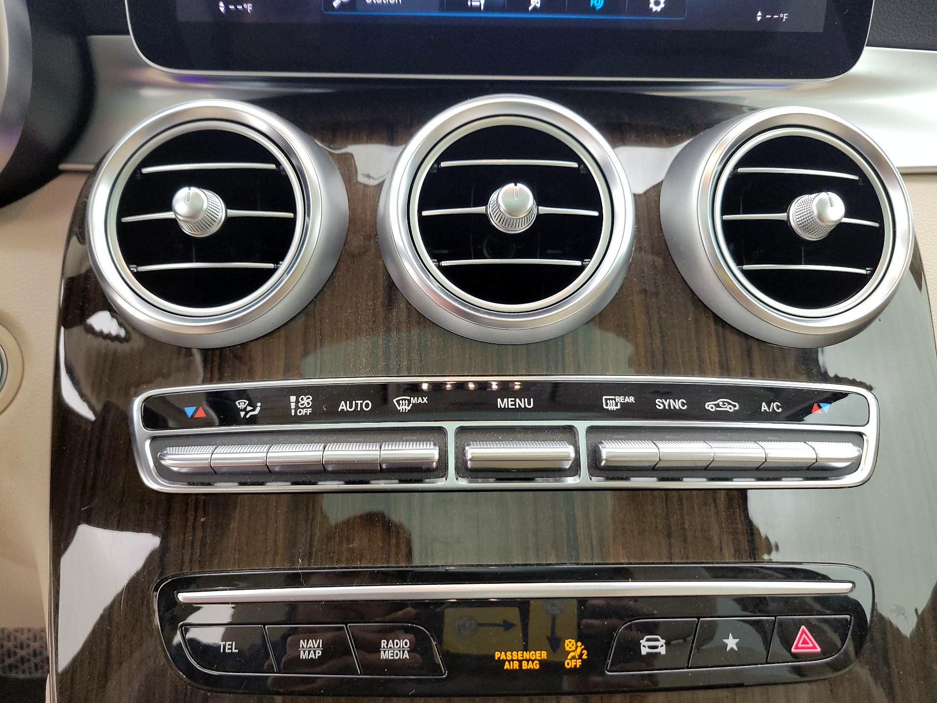 Thumbnail: 2022 Mercedes-Benz GLC - 17