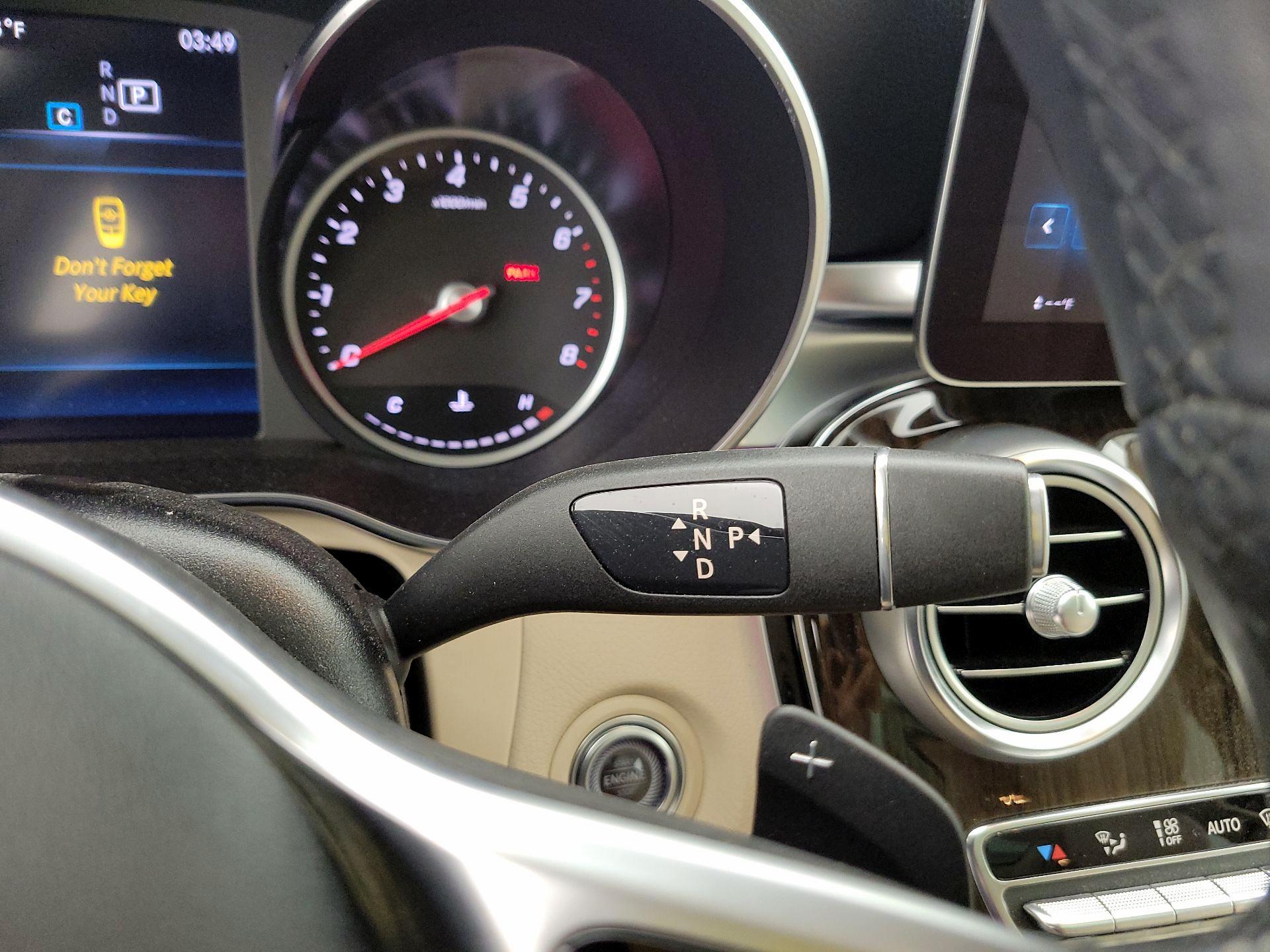 Thumbnail: 2022 Mercedes-Benz GLC - 18