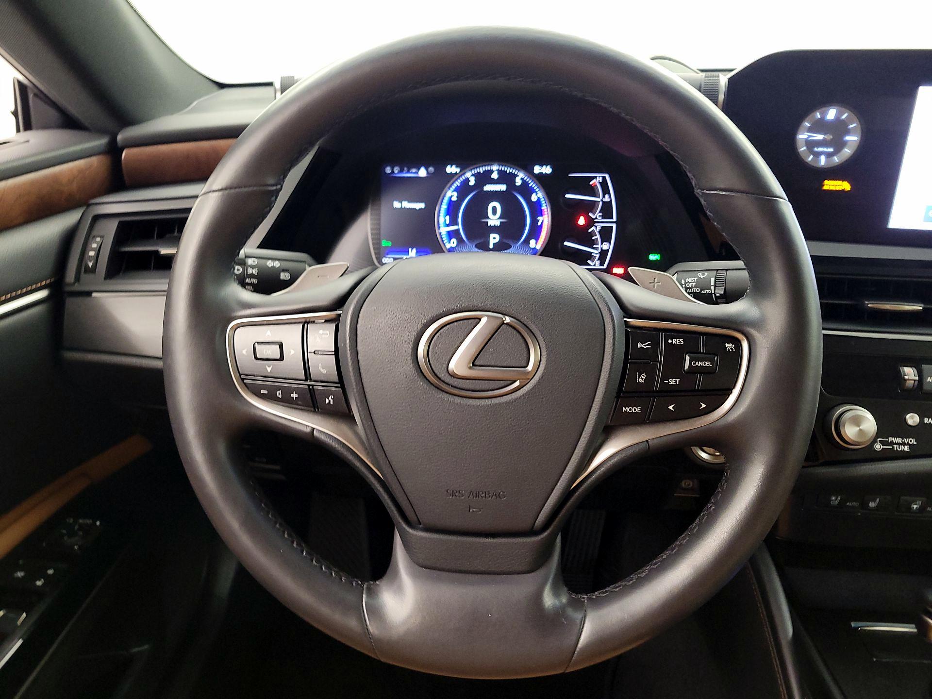 Thumbnail: 2023 Lexus ES - 10