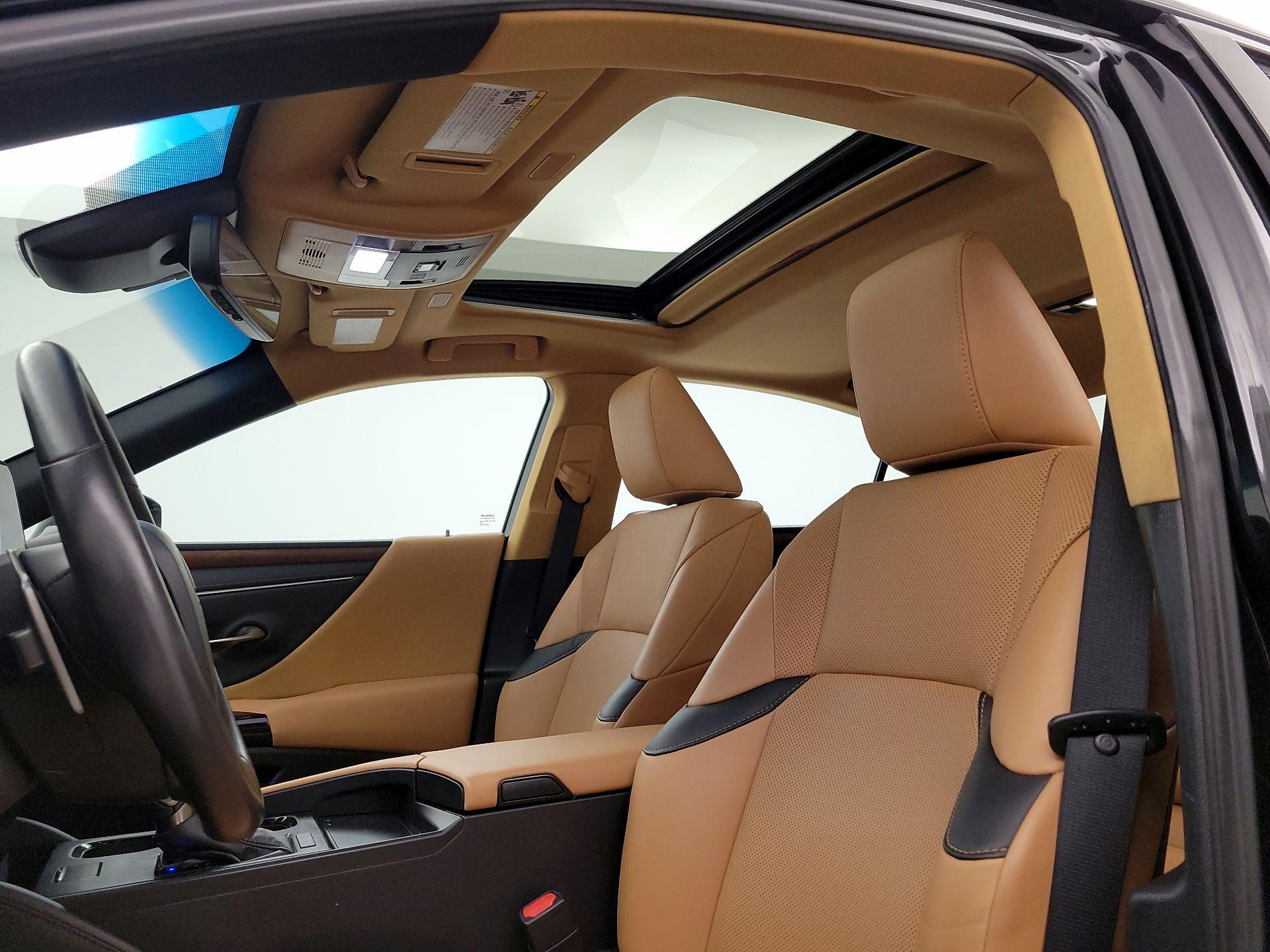 Thumbnail: 2023 Lexus ES - 19