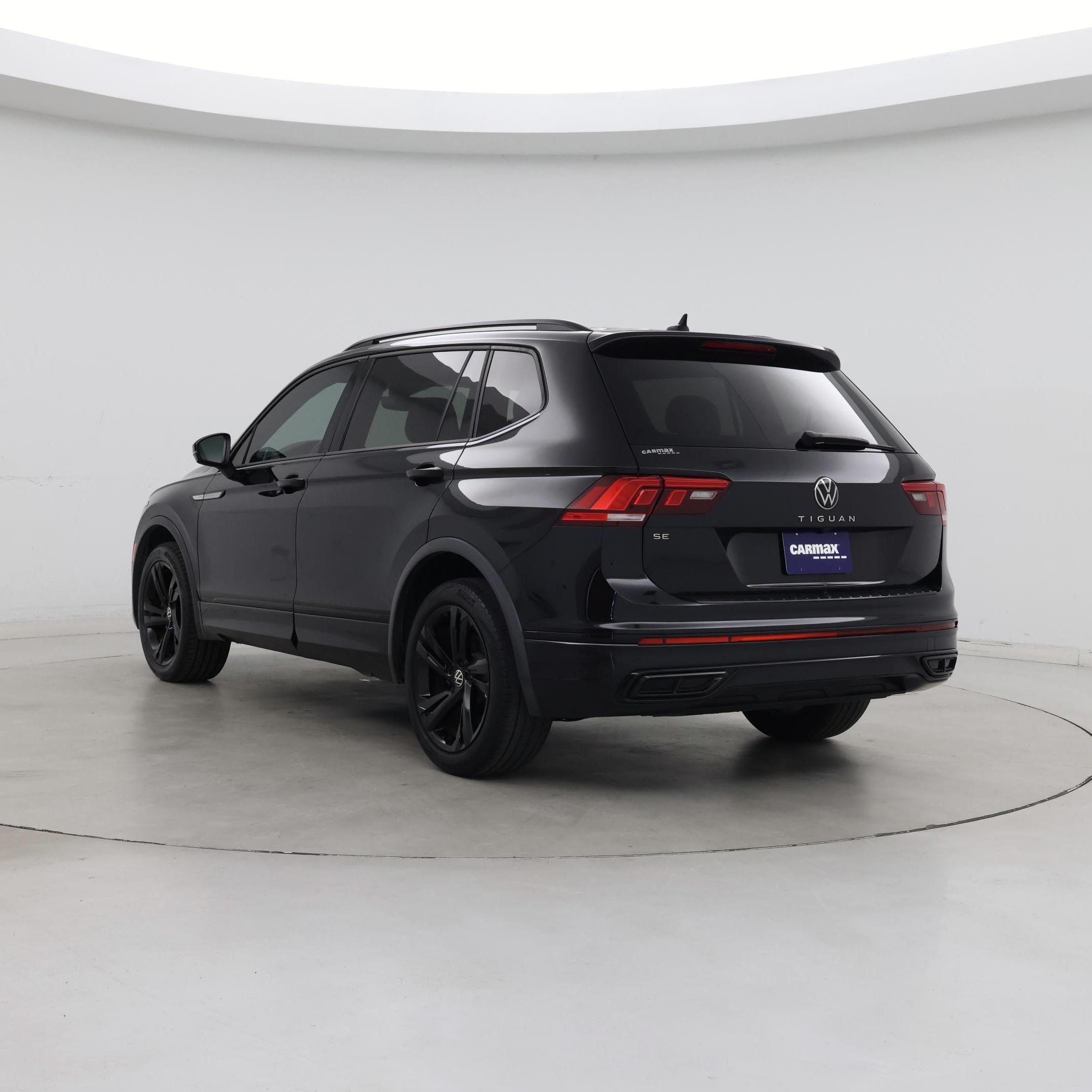 Thumbnail: 2023 Volkswagen Tiguan - 2