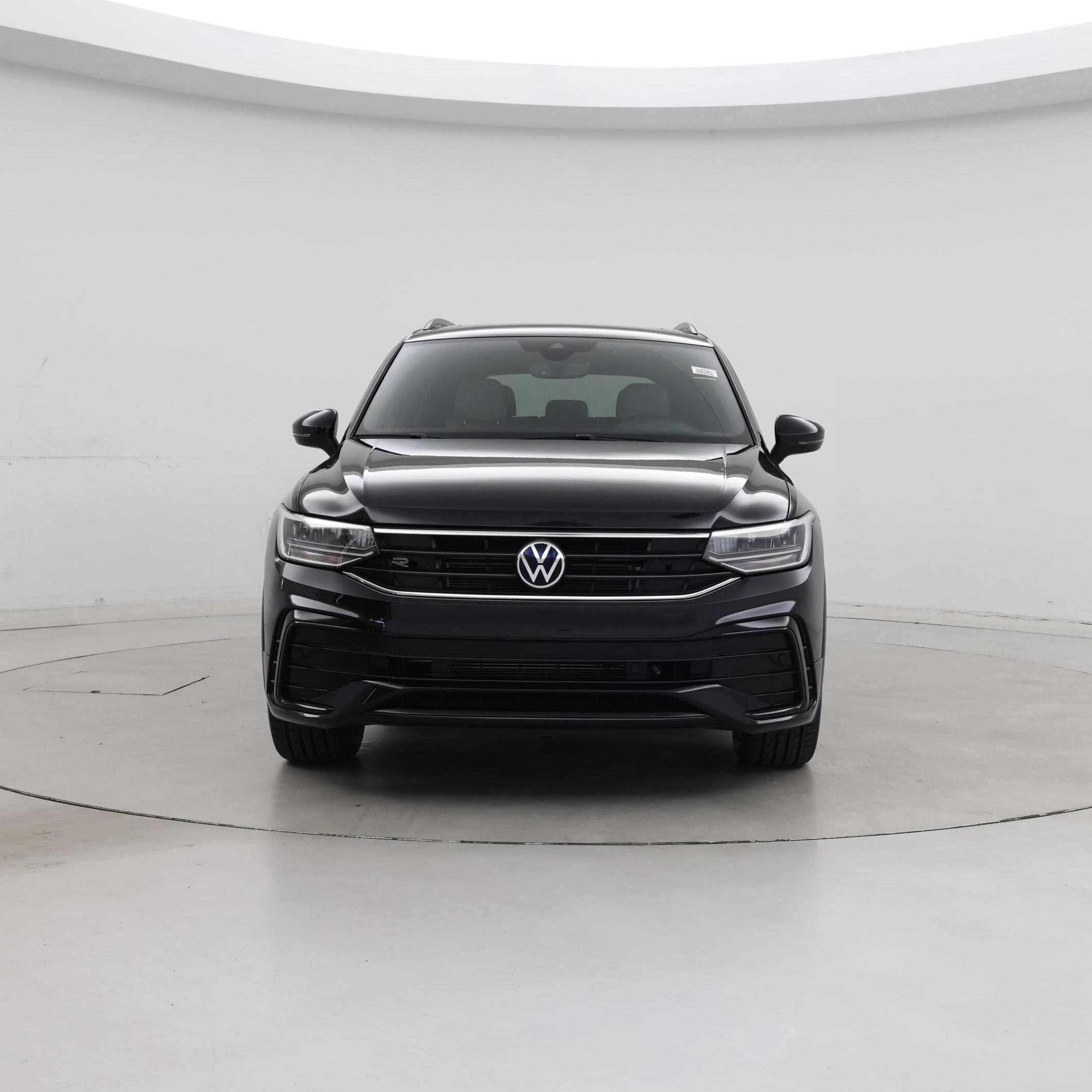 Thumbnail: 2023 Volkswagen Tiguan - 5