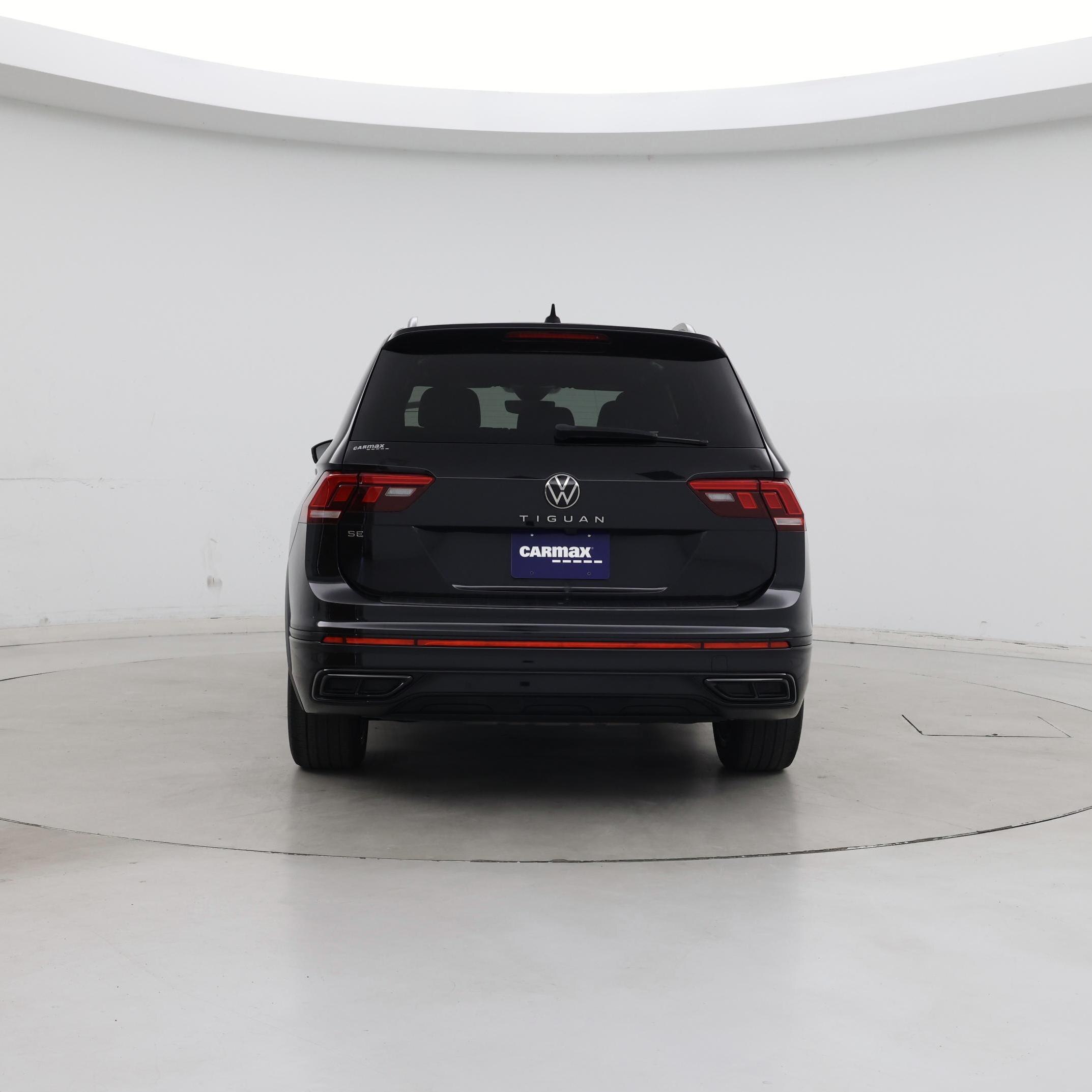 Thumbnail: 2023 Volkswagen Tiguan - 6