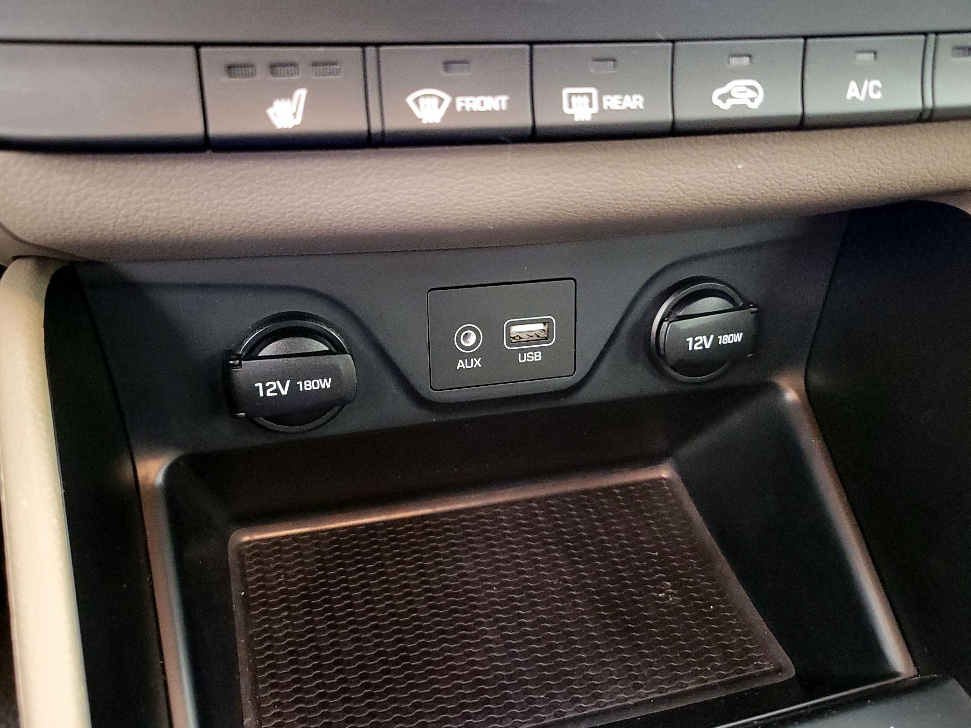 Thumbnail: 2020 Hyundai Tucson - 18