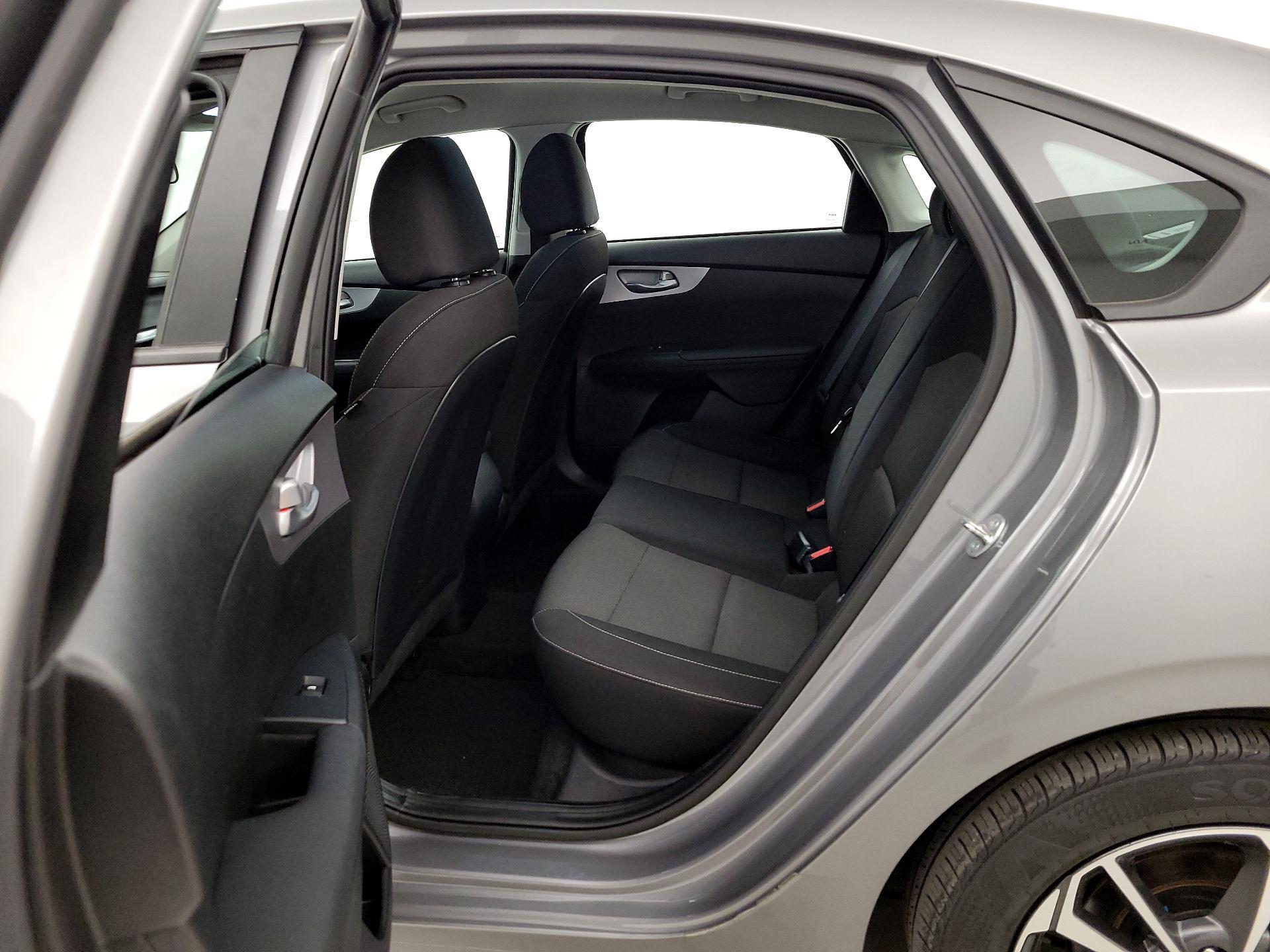 Thumbnail: 2023 Kia Forte - 19