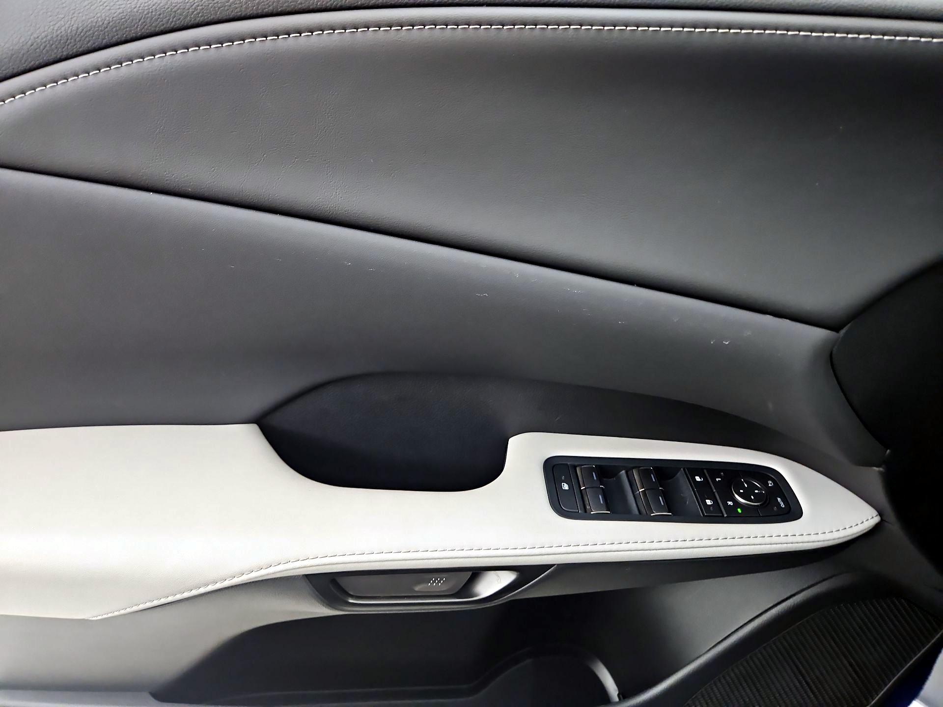 Thumbnail: 2025 Lexus RX - 12