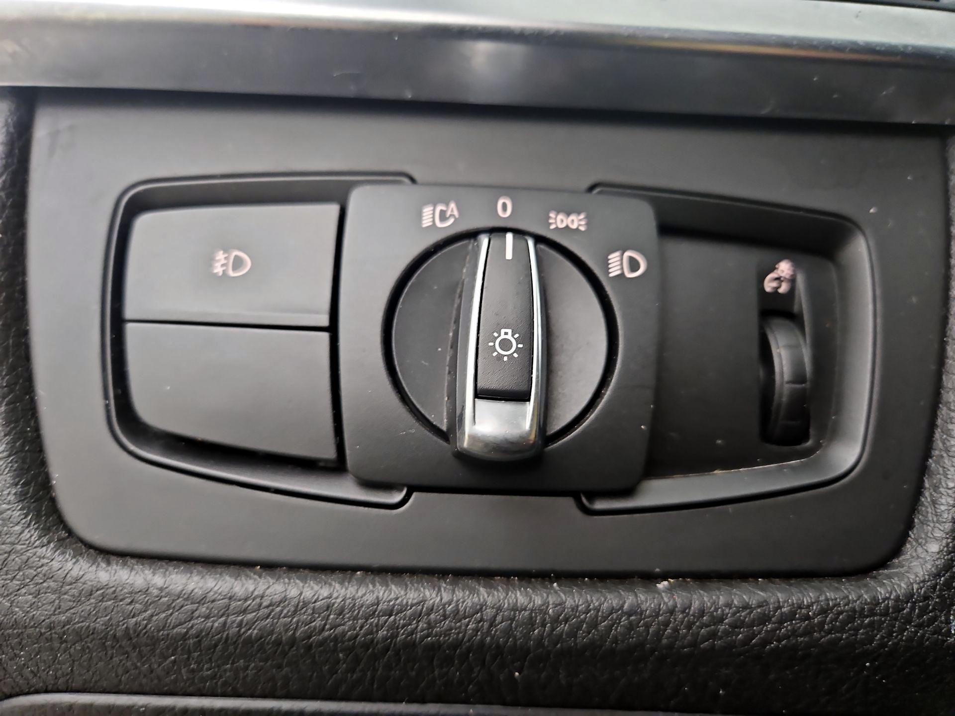 Thumbnail: 2015 BMW 3 Series - 13