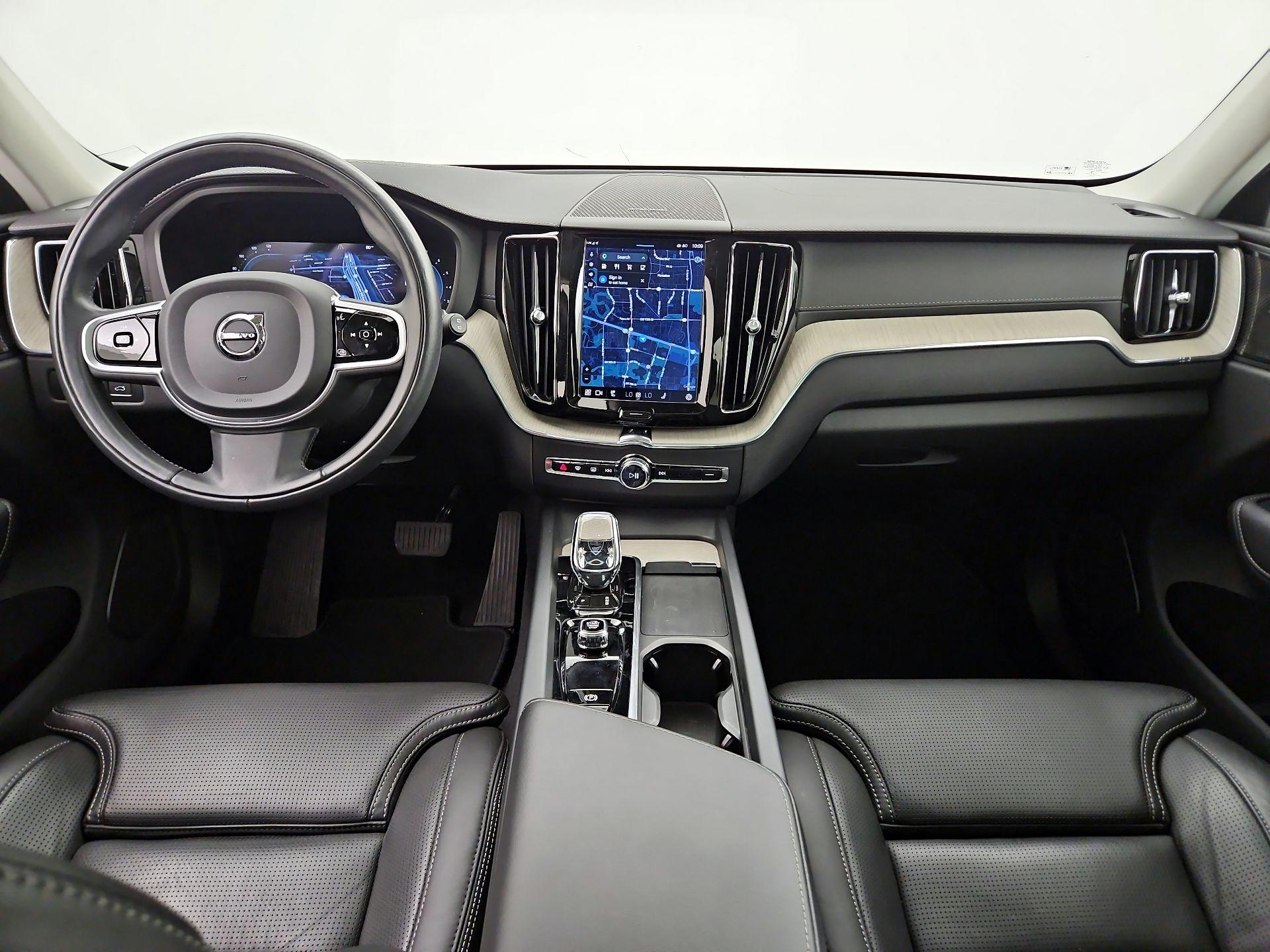 Thumbnail: 2022 Volvo XC60 - 9