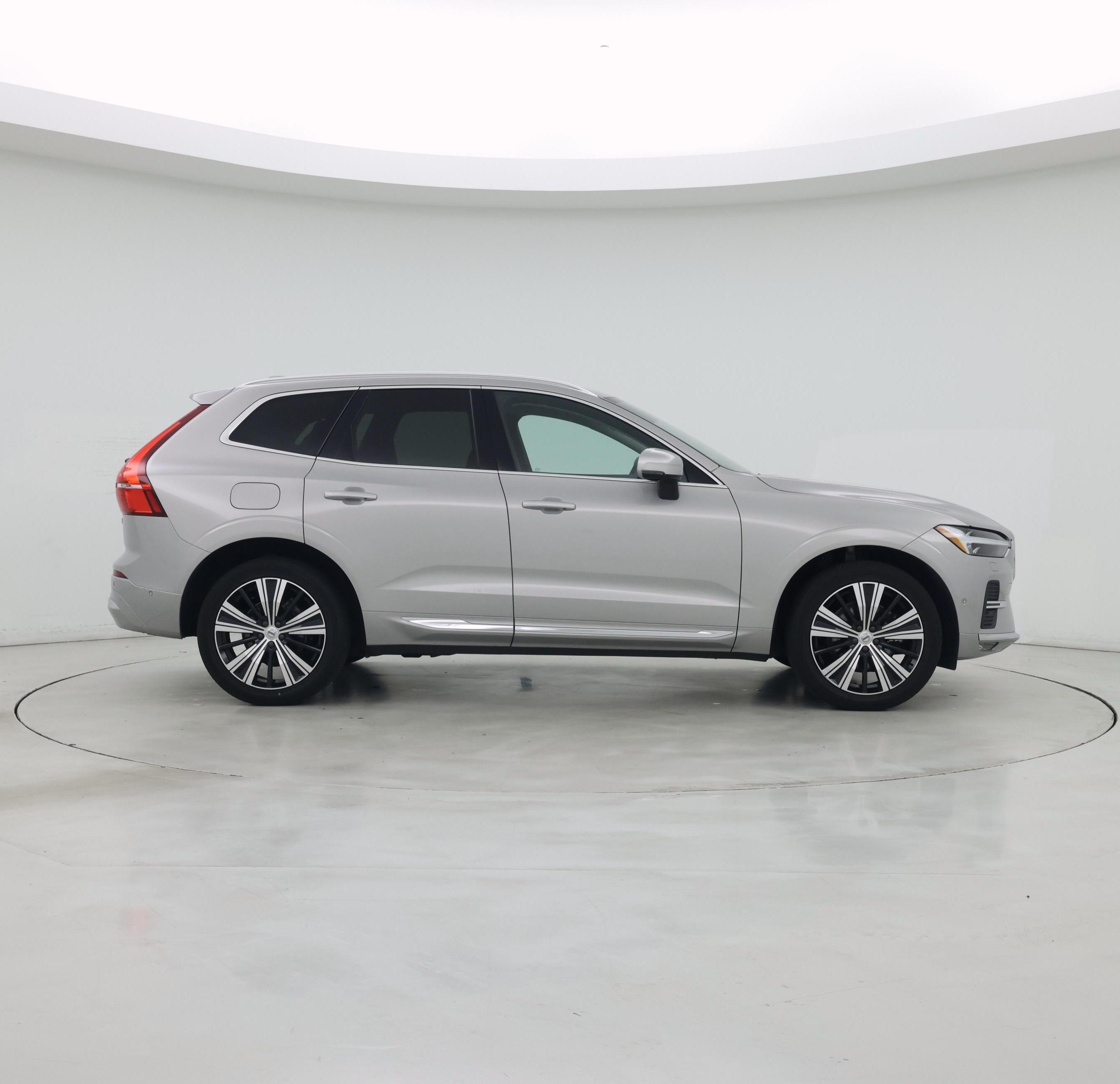 Thumbnail: 2022 Volvo XC60 - 7