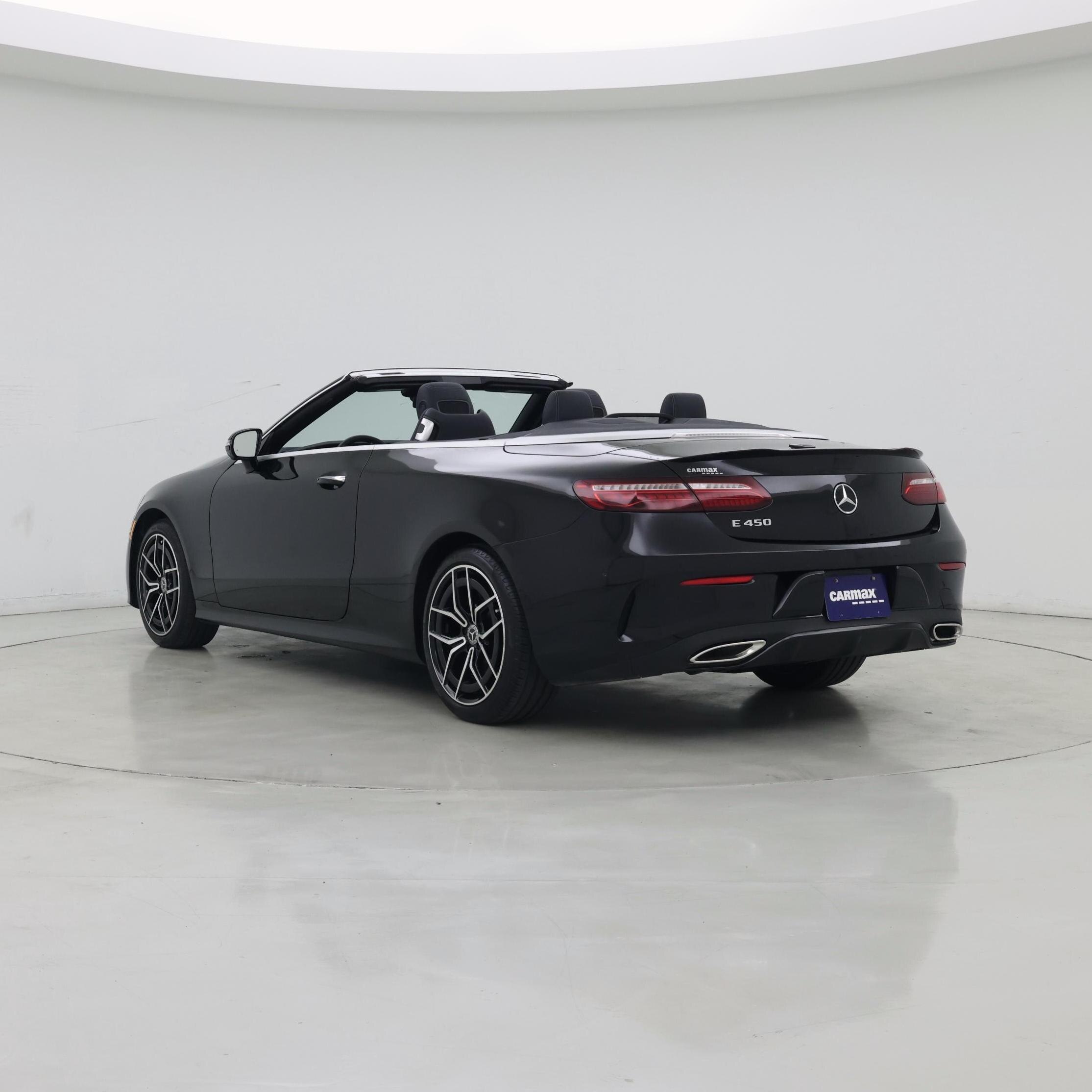 Thumbnail: 2022 Mercedes-Benz E-Class - 2